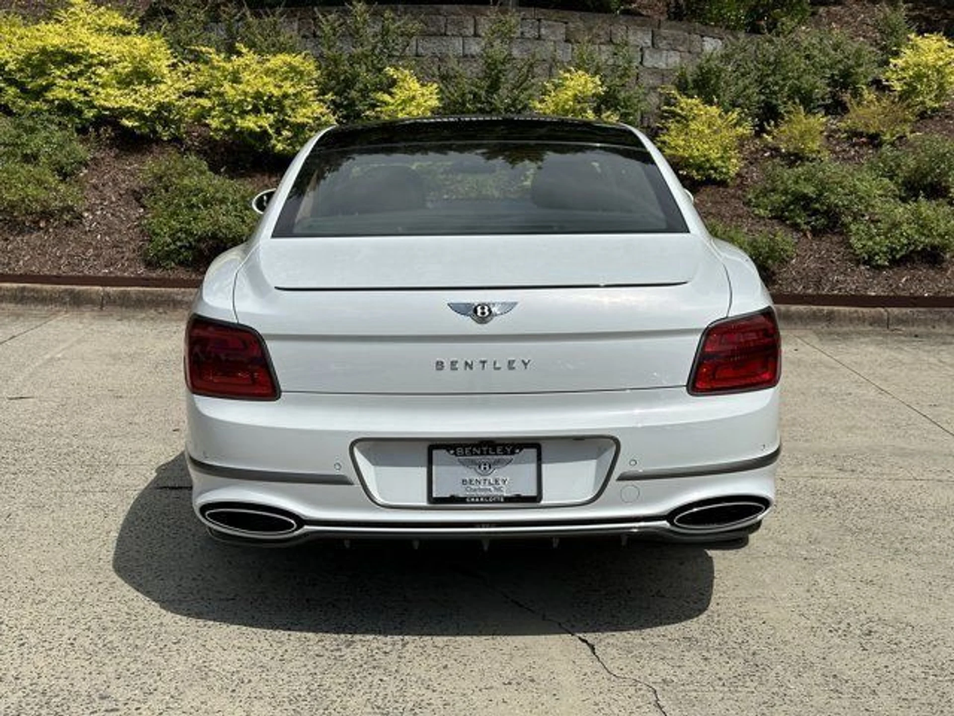 mph010_39442166_b1d0b614cc1e44e796ea96ca27244896_e66f4894aa