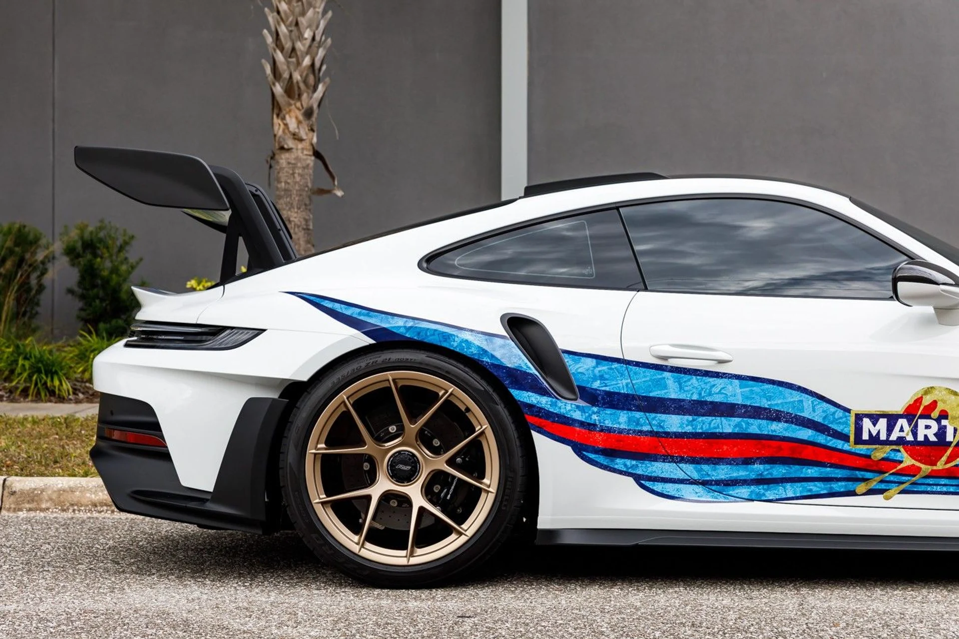 mph010_3947871256_645_p12_l_8ad18fca4c