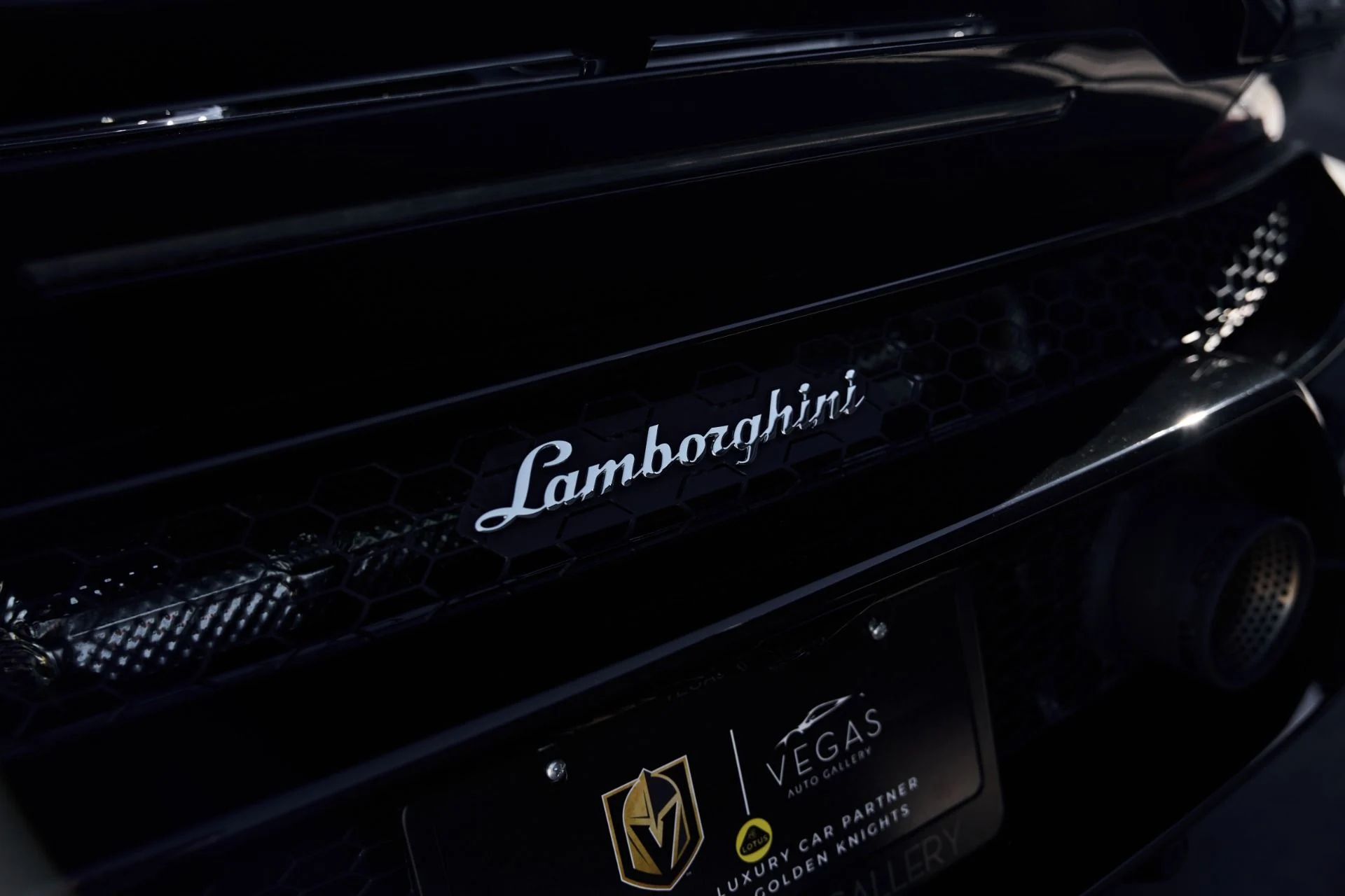 mph010_395021756_Used_2024_Lamborghini_Huracan_1793135537_29fa75139e