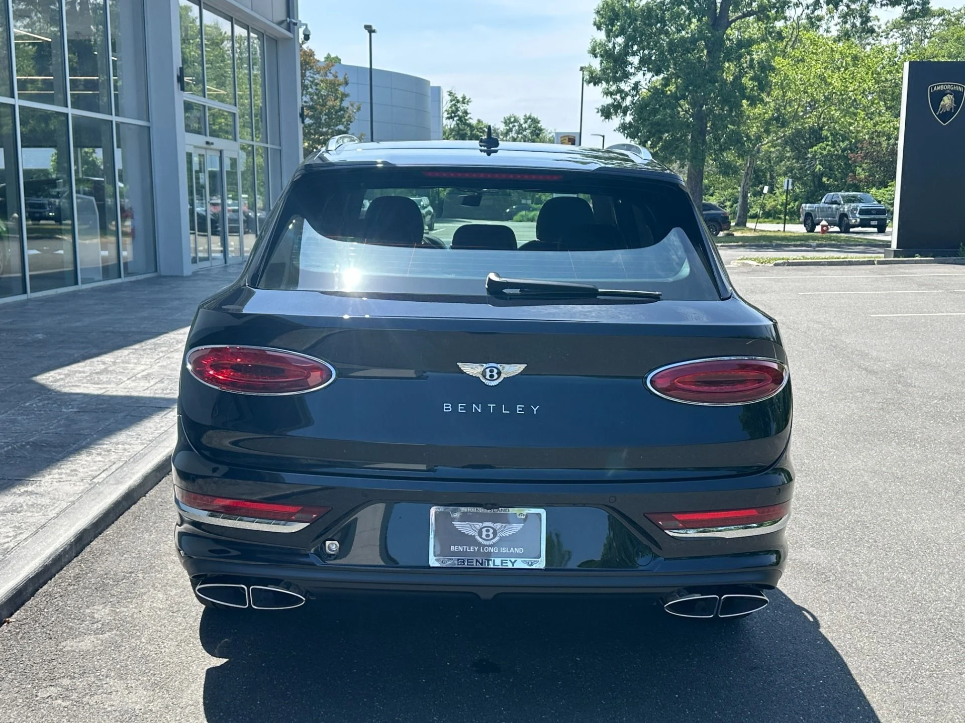 mph010_395162809_Used_2026_Bentley_Bentayga_V8_1786136342_f77cac4875