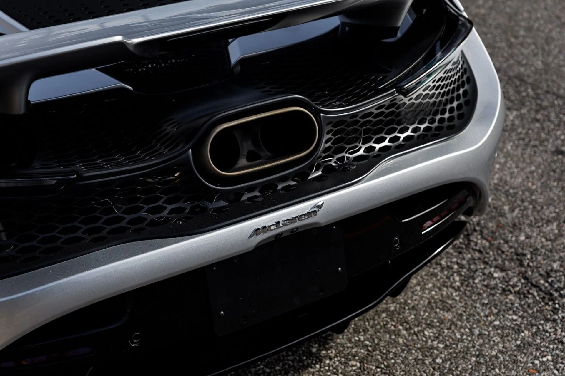 mph010_396412950_633_p11_l_eb80f9539b