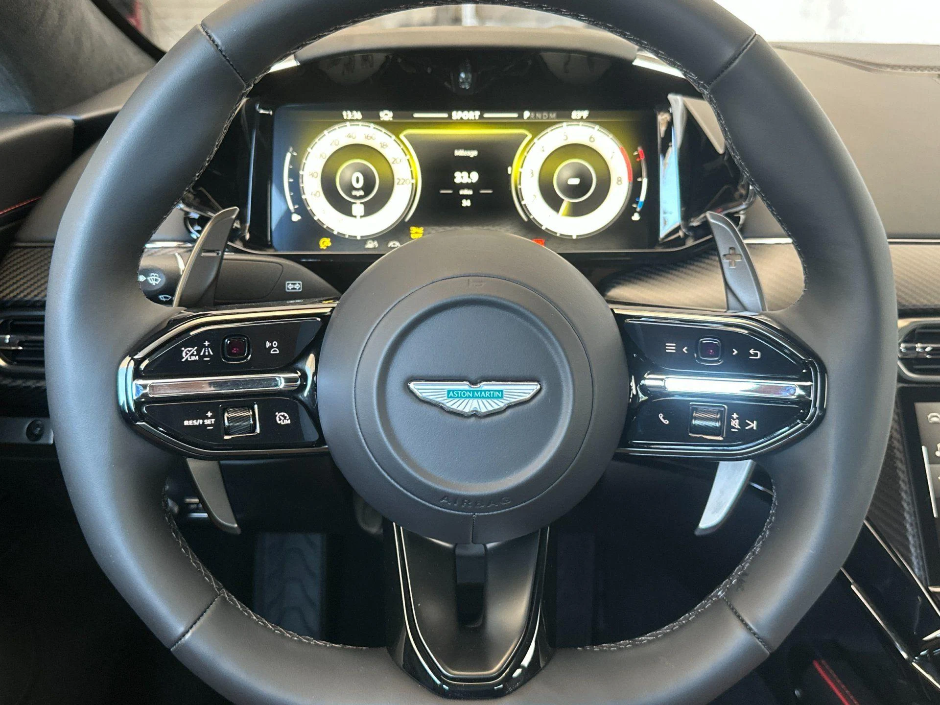 mph010_3968887367_New_2026_Aston_Martin_Vantage_S_1785318288_a5002d50e6