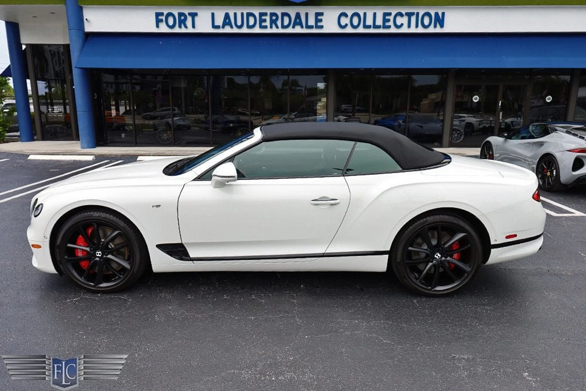 mph010_3973721500_used_2022_bentley_continental_gtcv8mullinerconvertible_6305_22861831_11_1024_9d0ba96ada