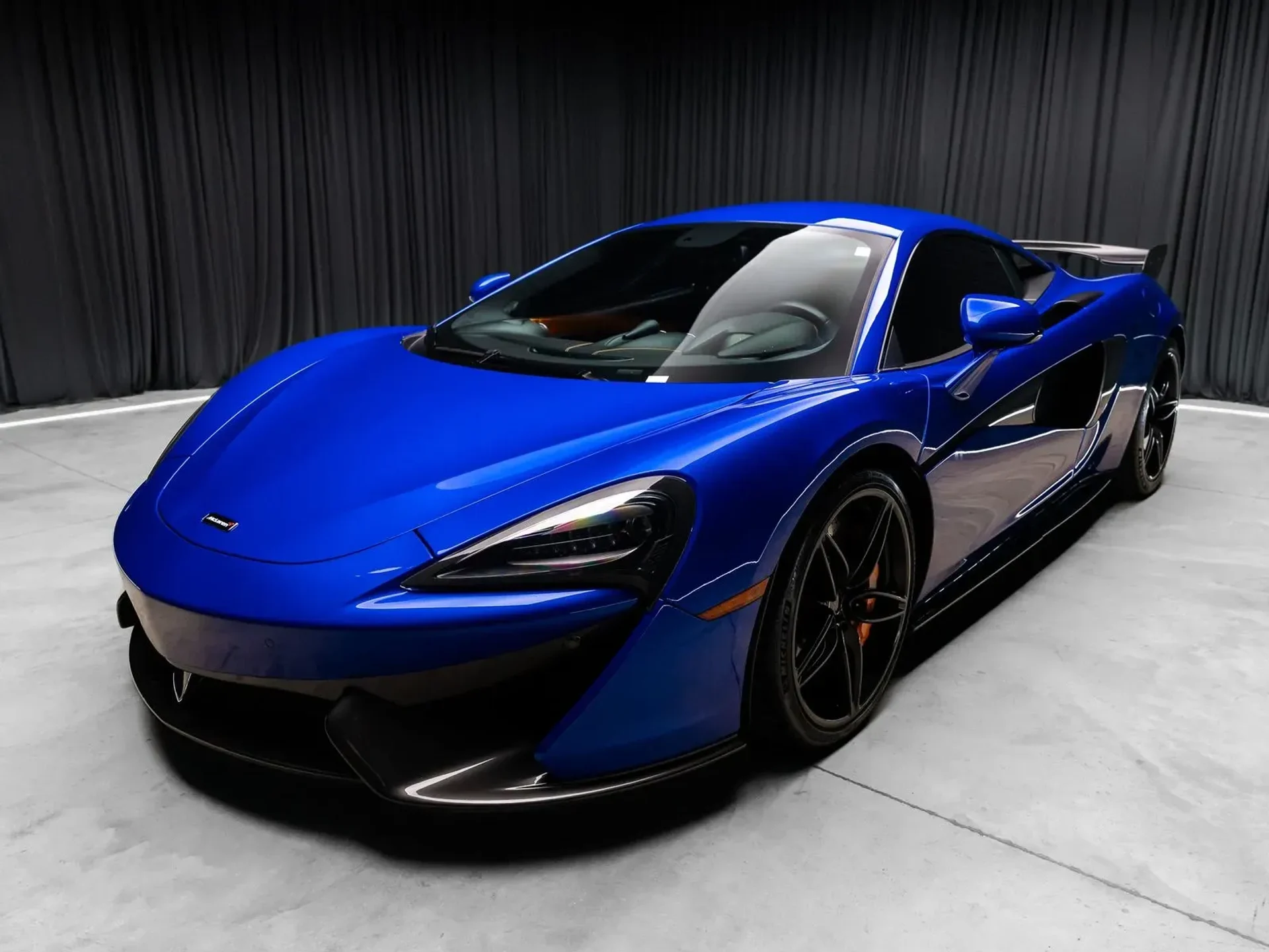 mph010_3987932926_e2c87fbd_2ef3_4b59_a154_be9dfb196620_253fe90c57