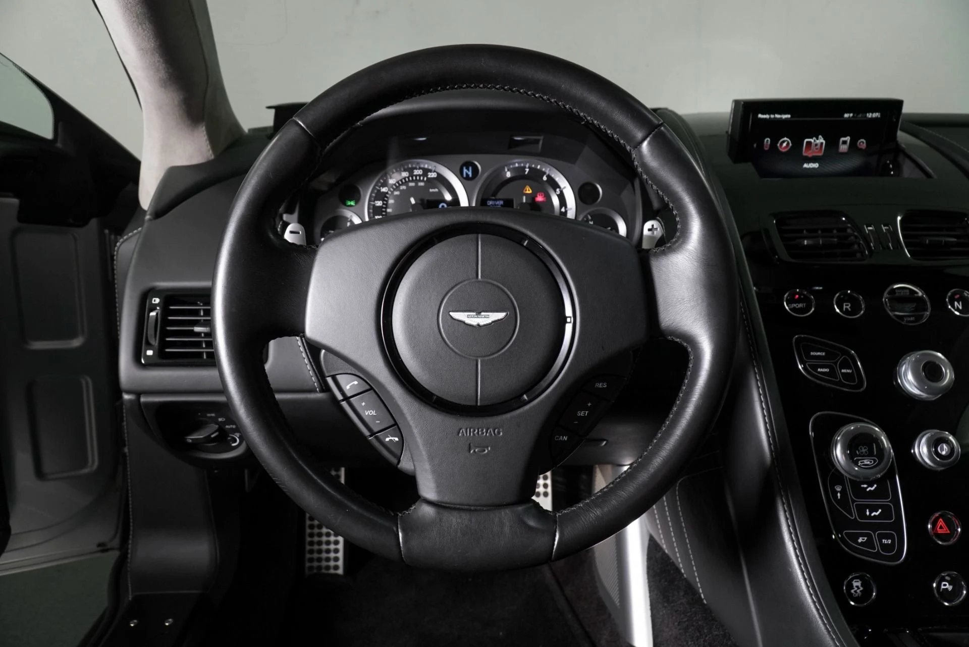 mph010_3989171904_Used_2016_Aston_Martin_V8_Vantage_S_1775836996_8cfe168794