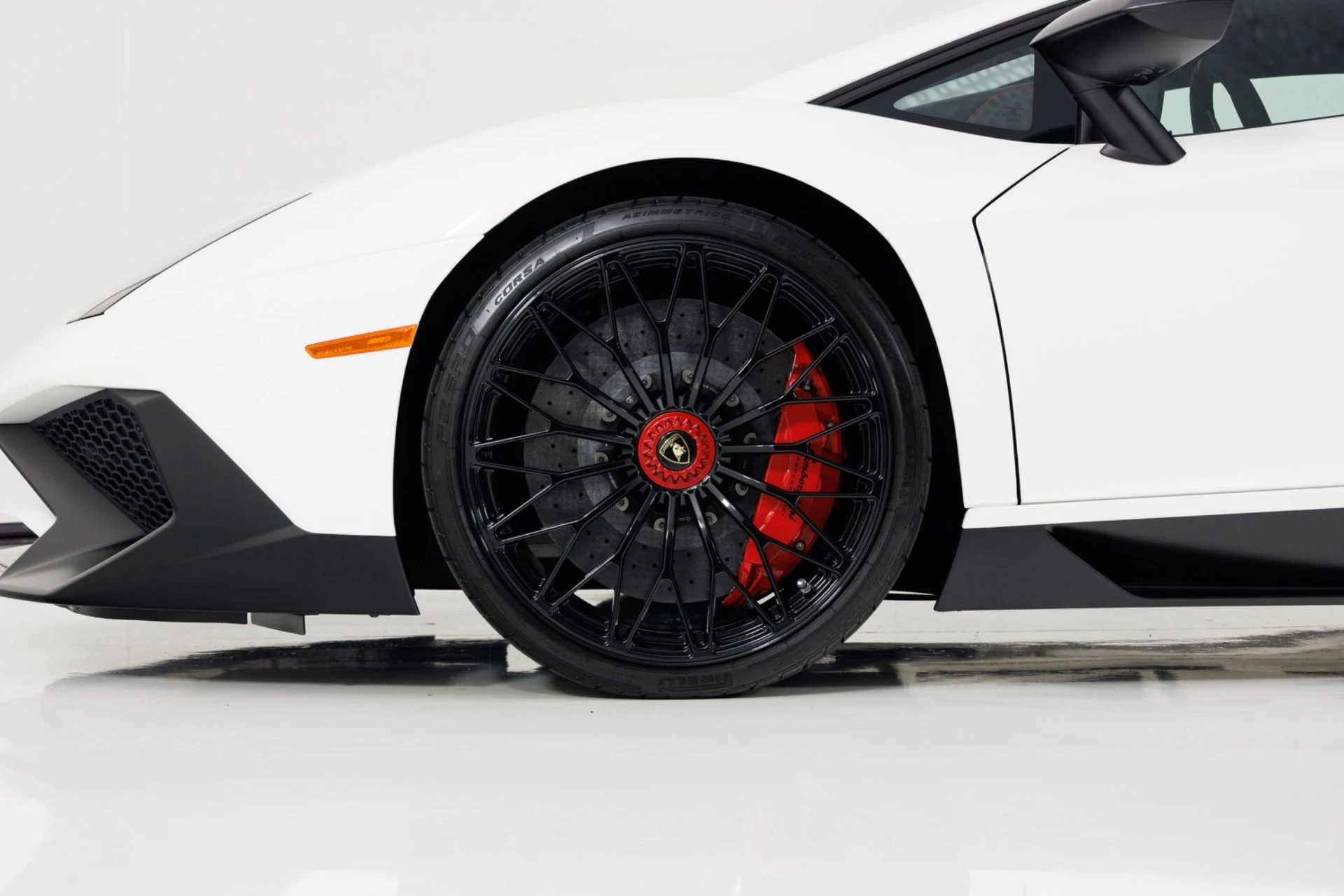 mph010_3996656341_Used_2016_Lamborghini_Aventador_LP_750_4_Superveloce_1779992498_d8f6ad33ac