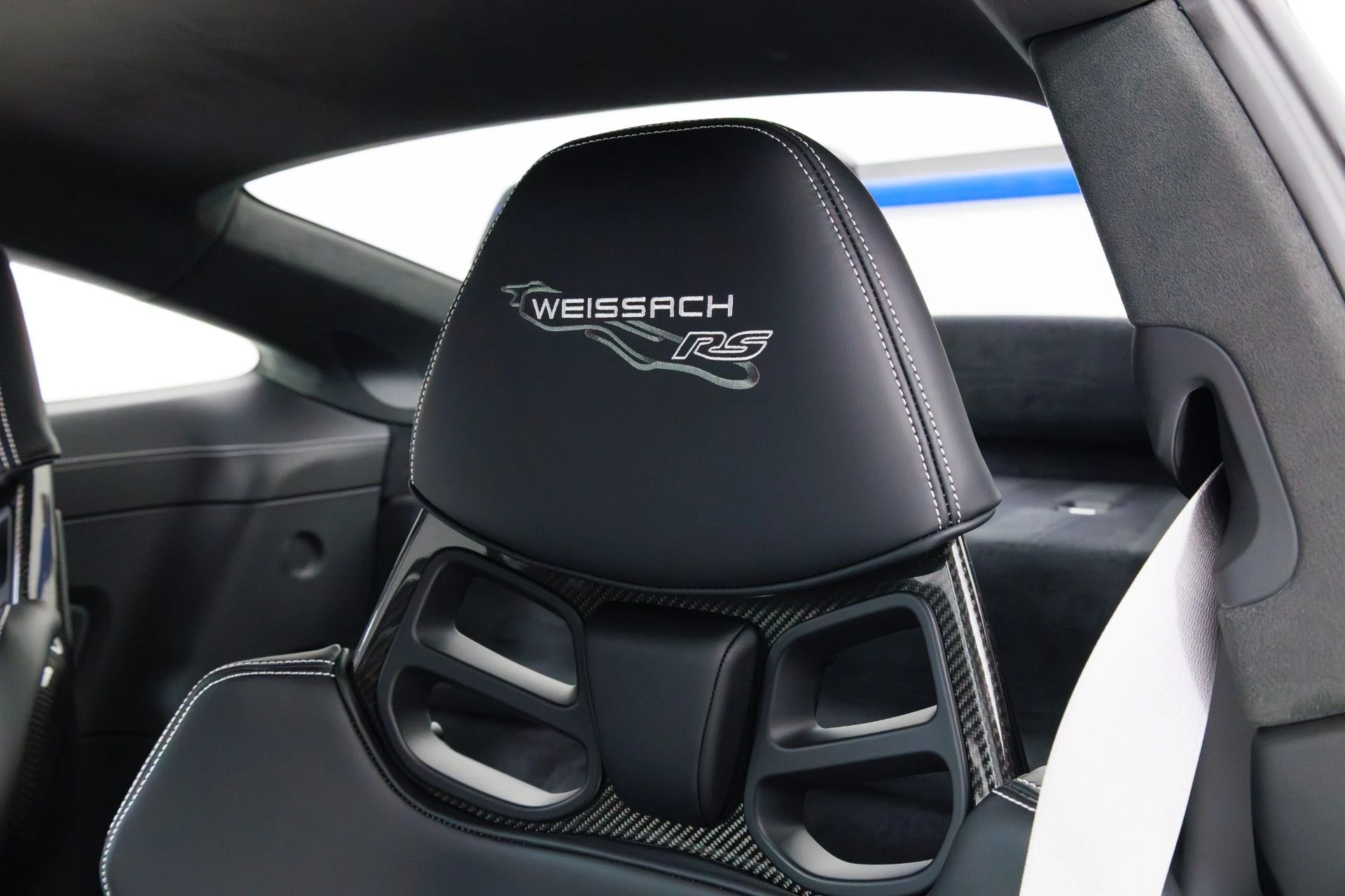 mph010_3999398526_Used_2024_Porsche_911_GT_3_RS_1771372559_d18f01f5ec