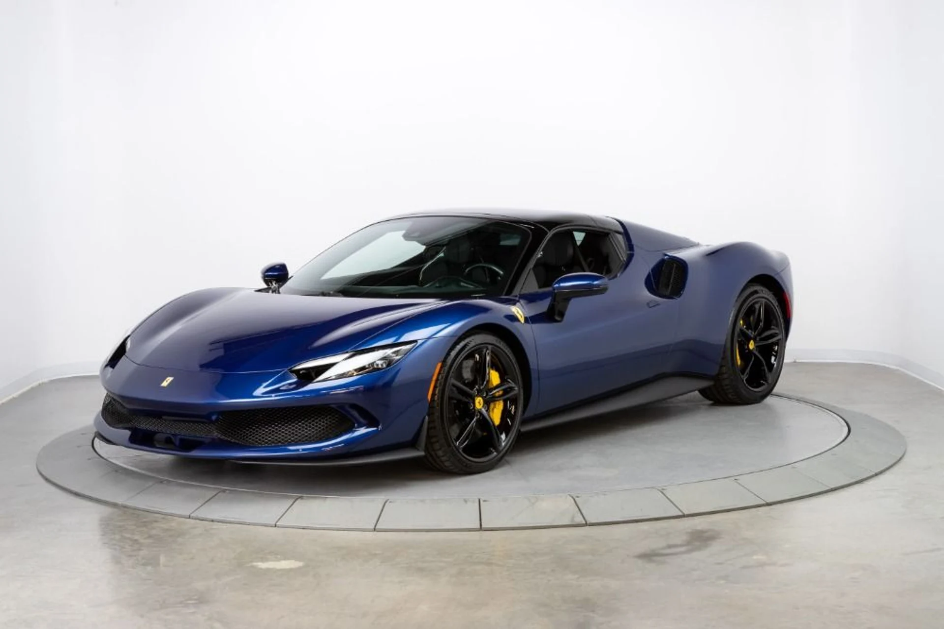 mph010_4001747569_Used_2023_Ferrari_296_GTS_12b912be5d