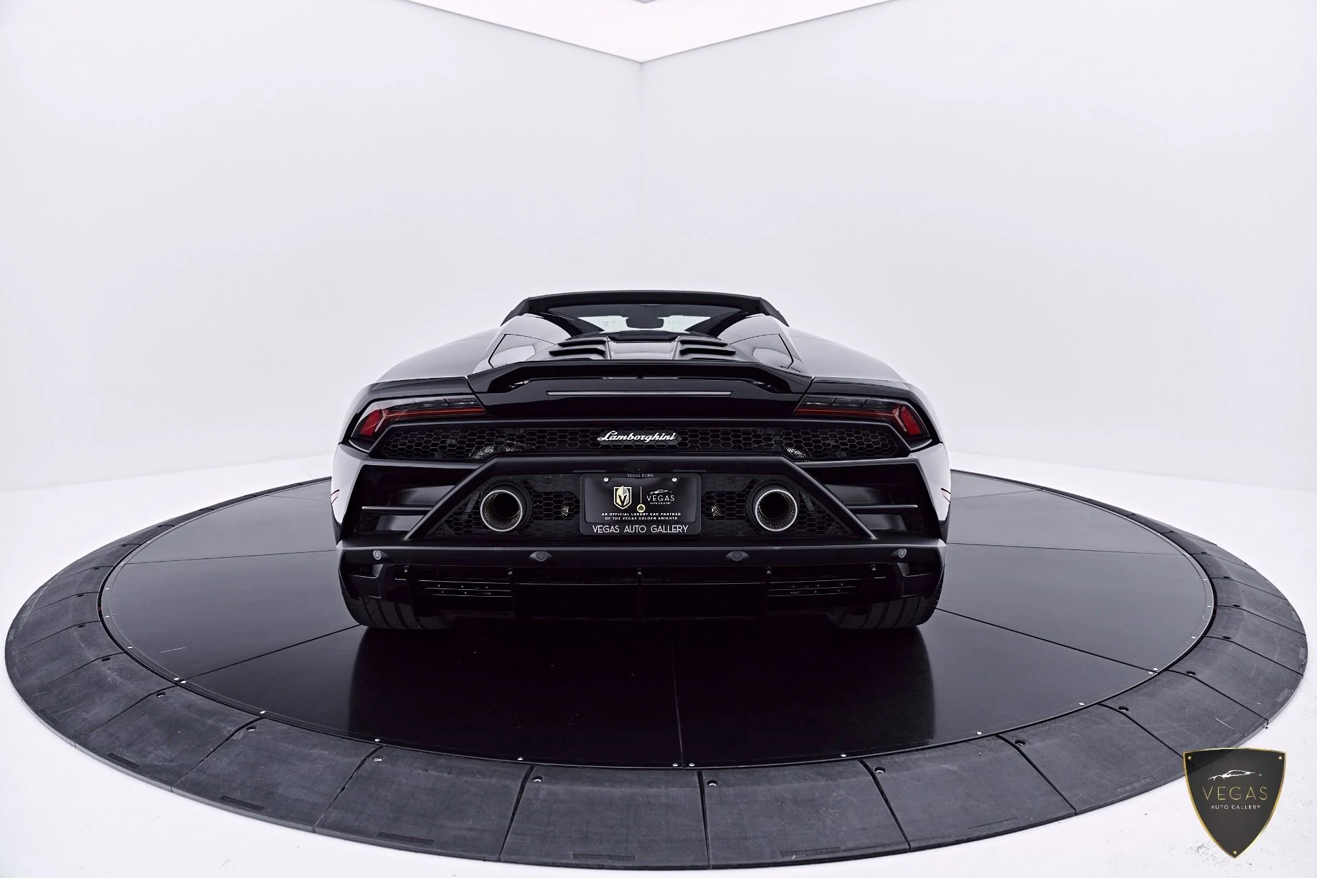 mph010_4007995495_Used_2024_Lamborghini_Huracan_EVO_Base_1783505066_2d6b35cc21