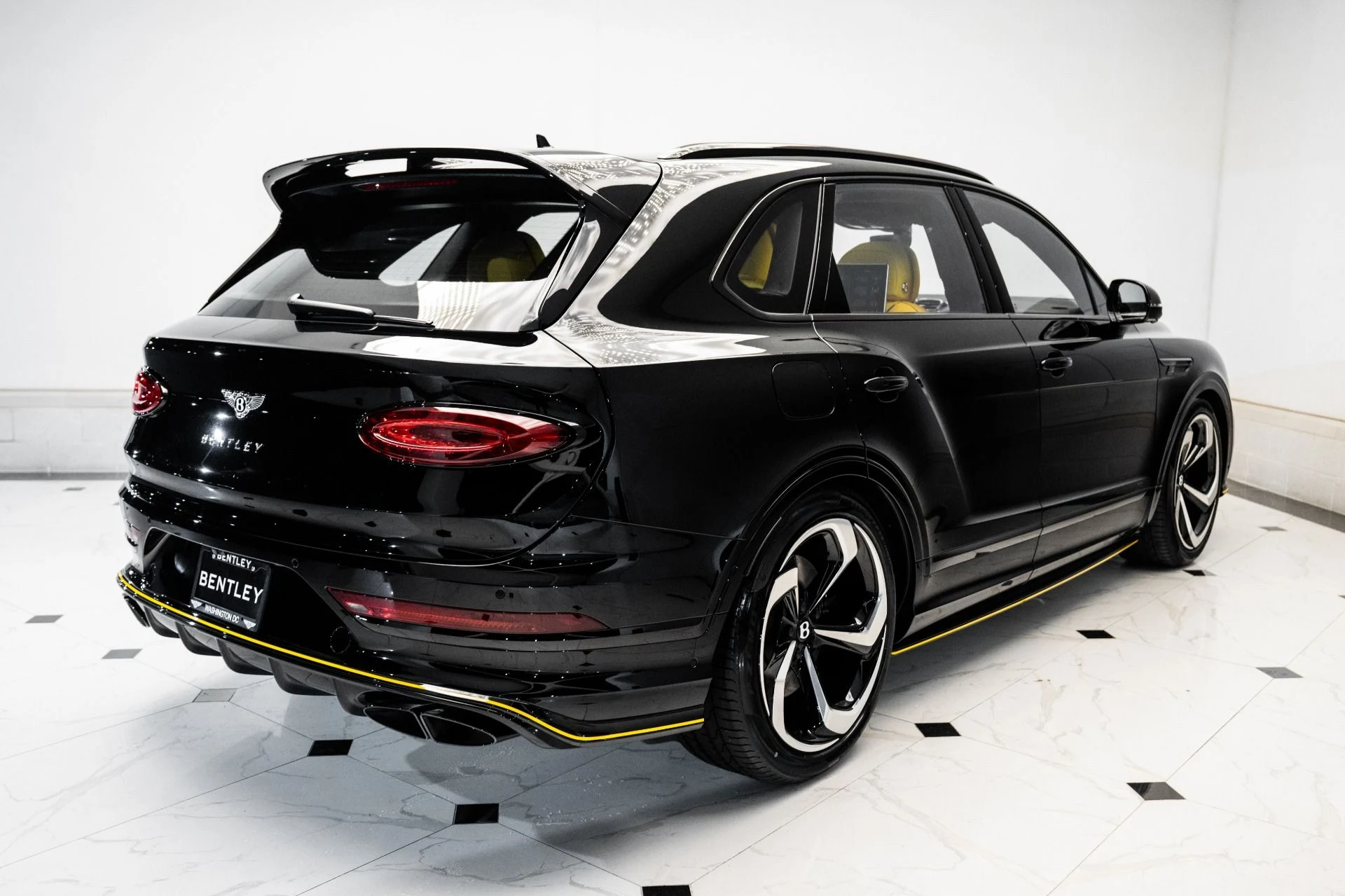 mph010_4011429040_Used_2024_Bentley_Bentayga_S_V8_1734149546_c7a31a5f54