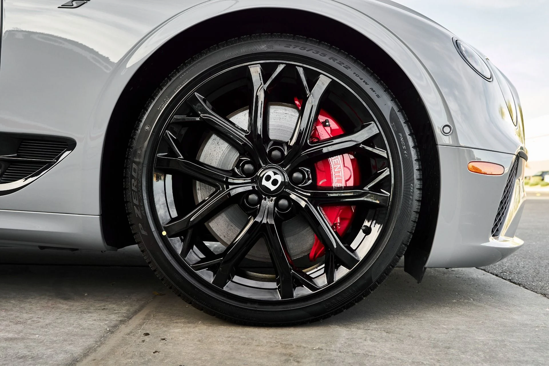 mph010_4012731365_Used_2024_Bentley_Continental_GT_V8_S_1764464360_8e684f0502