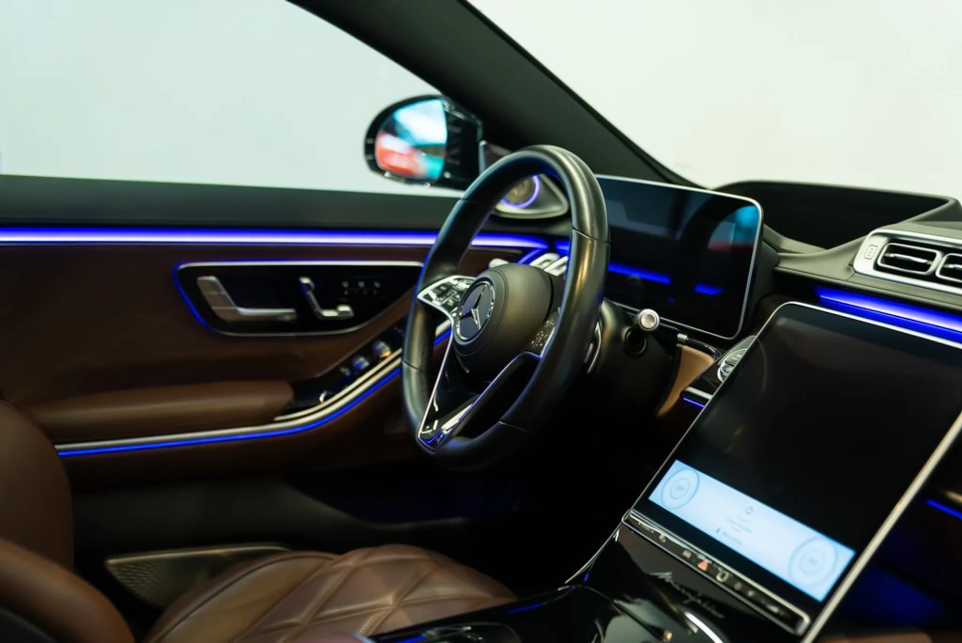 mph010_4023687496_mercedes_benz_s_class_2024_jpg_v_1773863537_b7b85f9df3