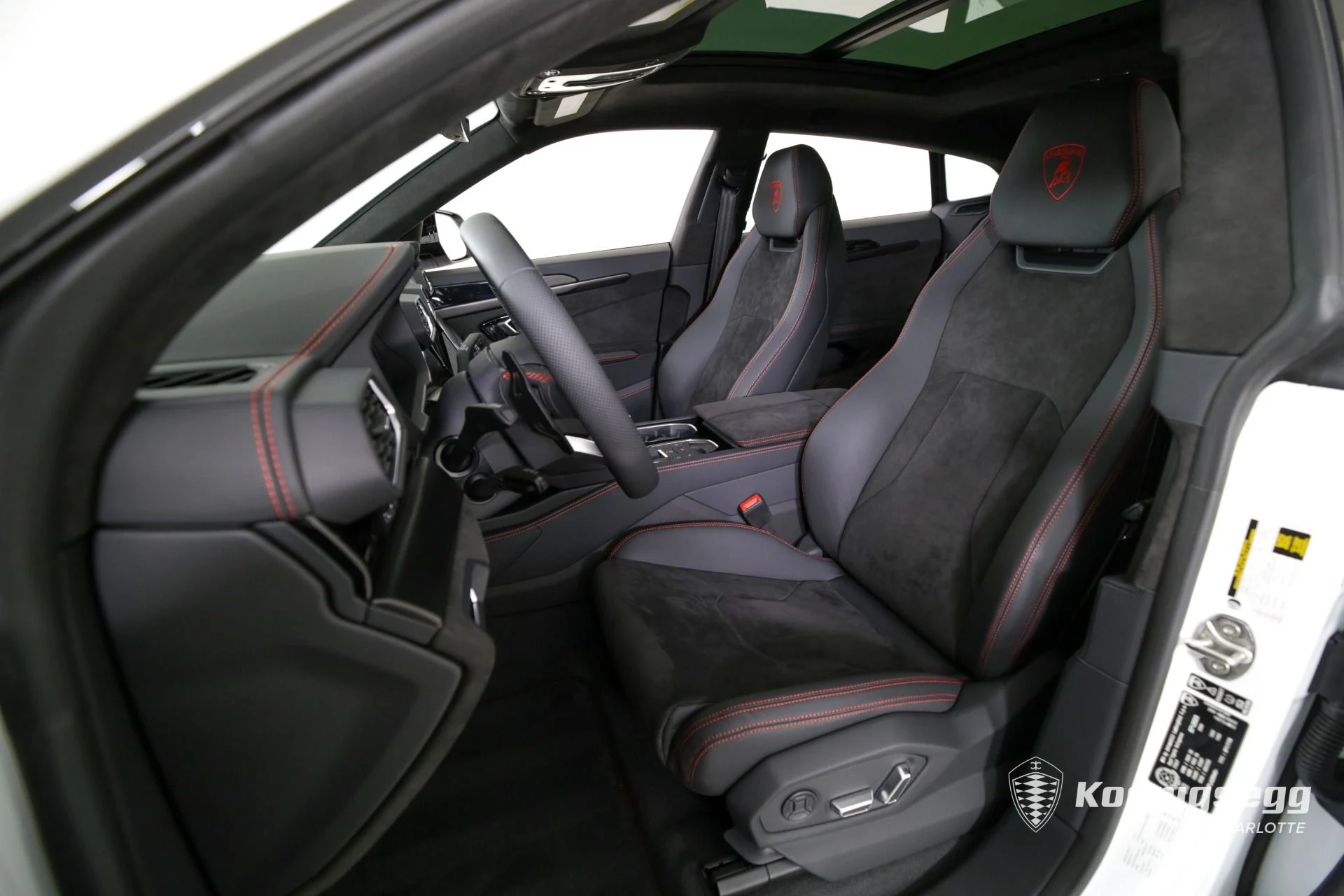 mph010_4025475932_Used_2023_LAMBORGHINI_URUS_S_PEARL_CAPSULE_1720196278_0a83450bea