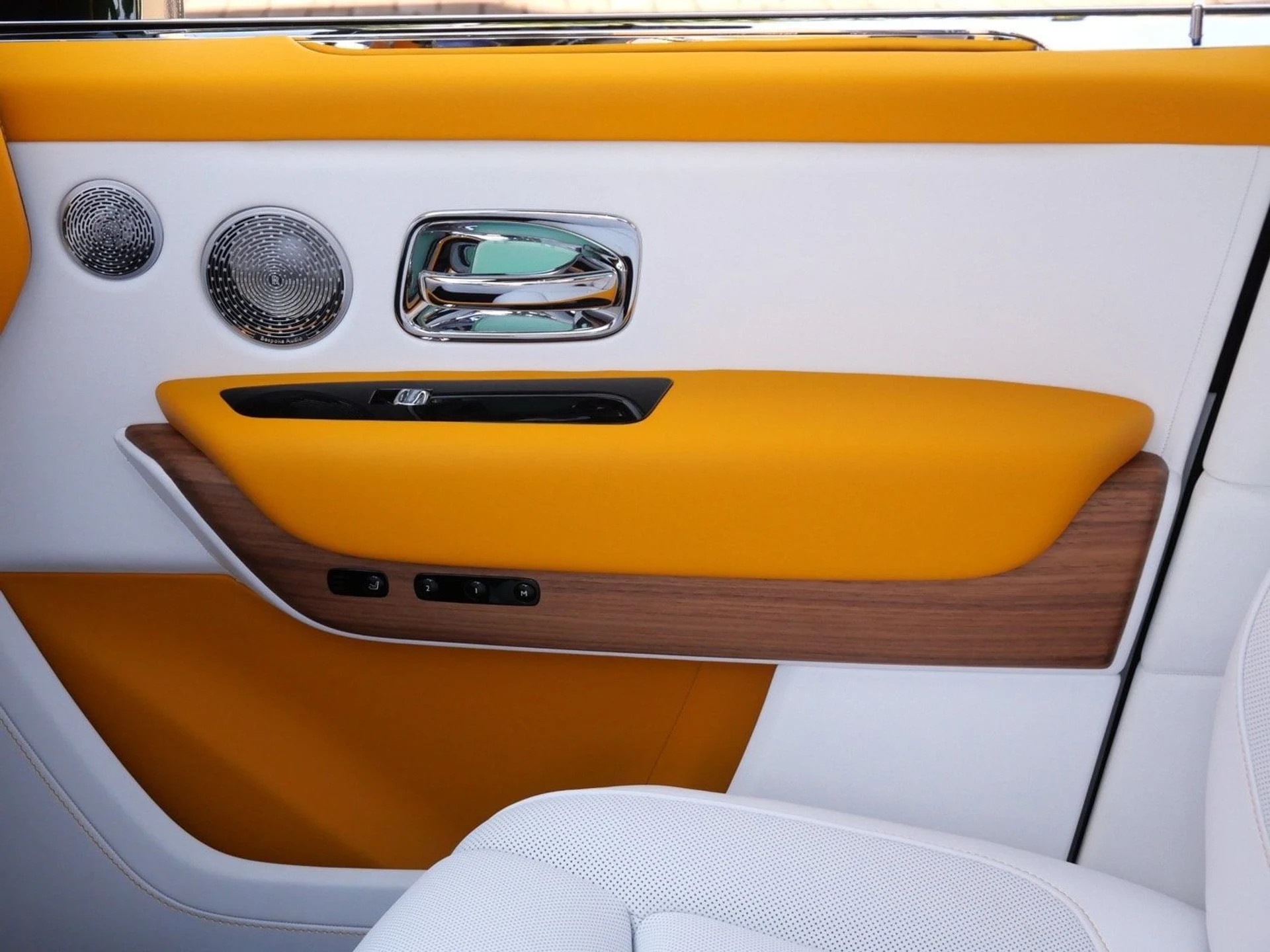 mph010_4030892025_1776ac1e96293decdd822b33c7eef427x_f55c7f9713