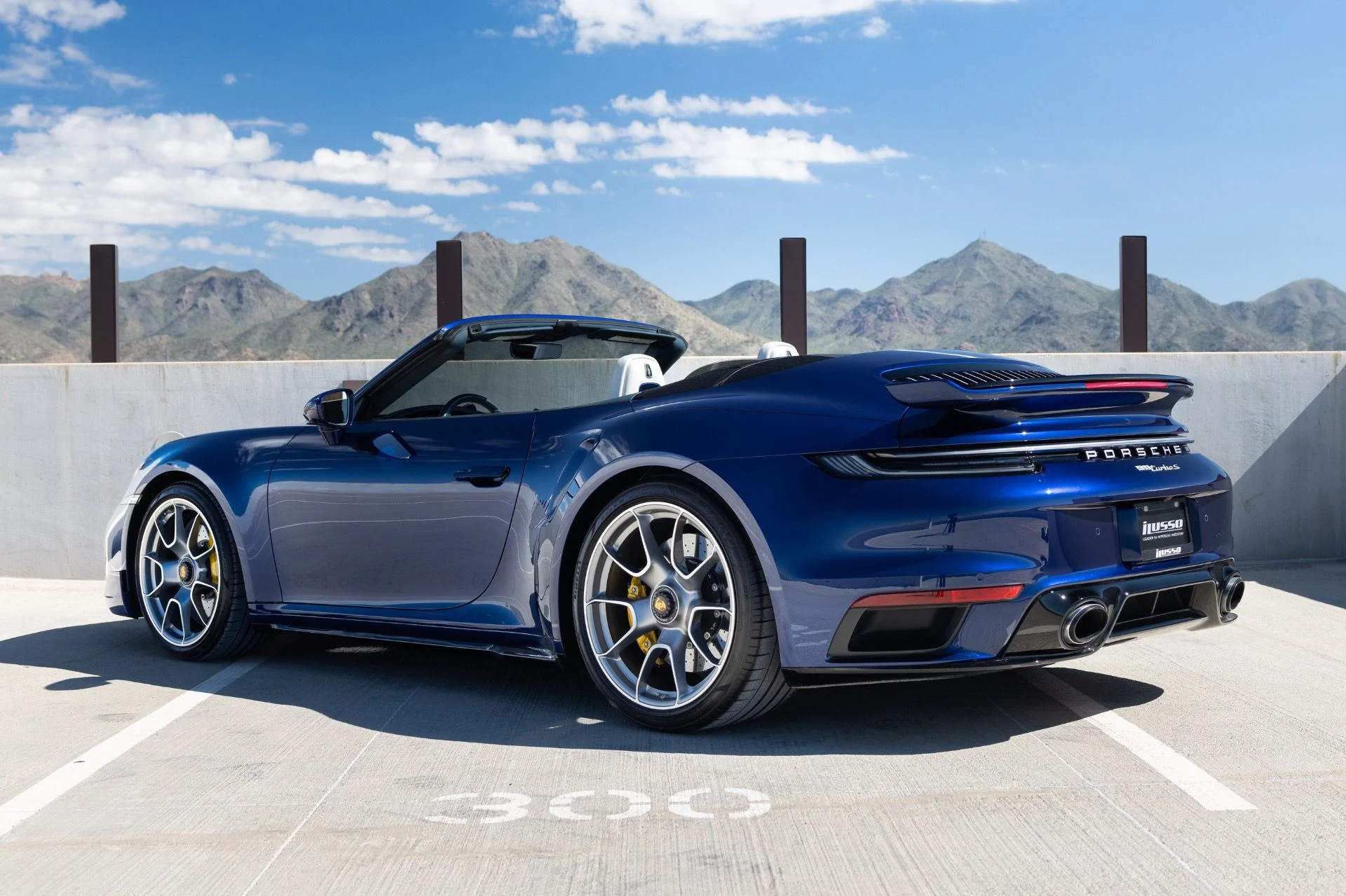 mph010_403166358_Used_2023_Porsche_911_Turbo_S_1792529936_408ebb61a7