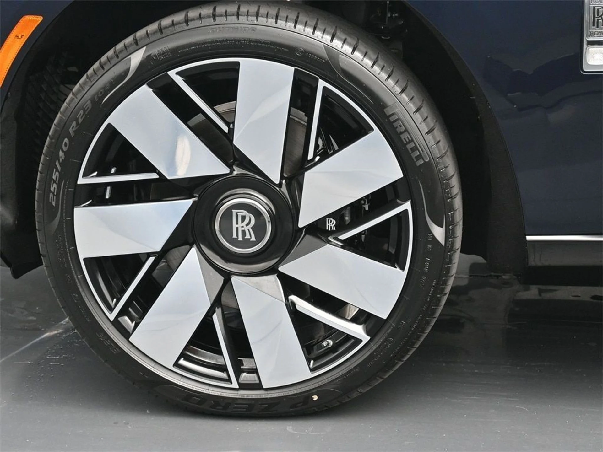 mph010_4034413626_c5227f10b35f7118d0ed9956c1664320x_0d585edab1