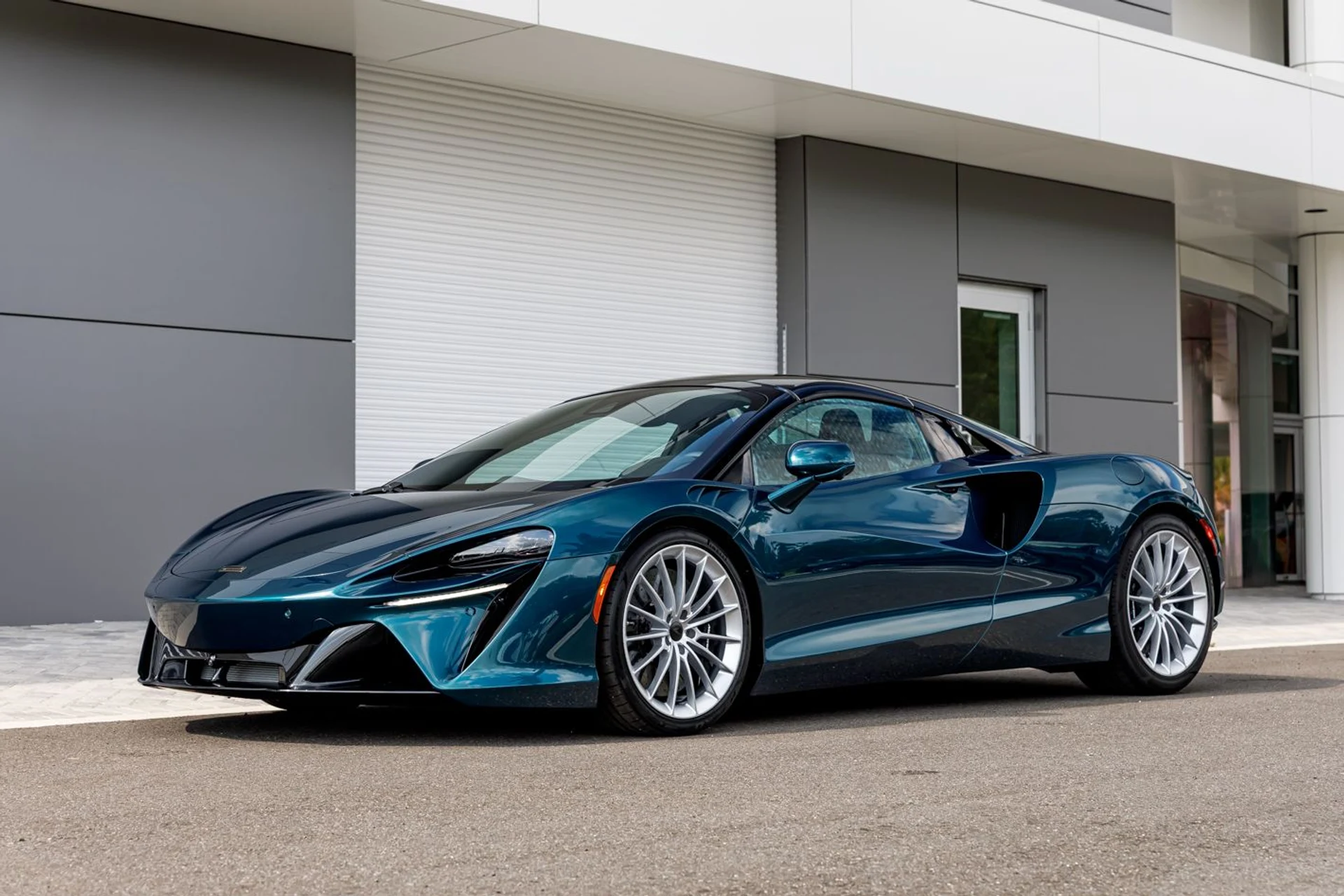 mph010_4036941592_New_2026_Mc_Laren_Artura_Spider_a24cc37790