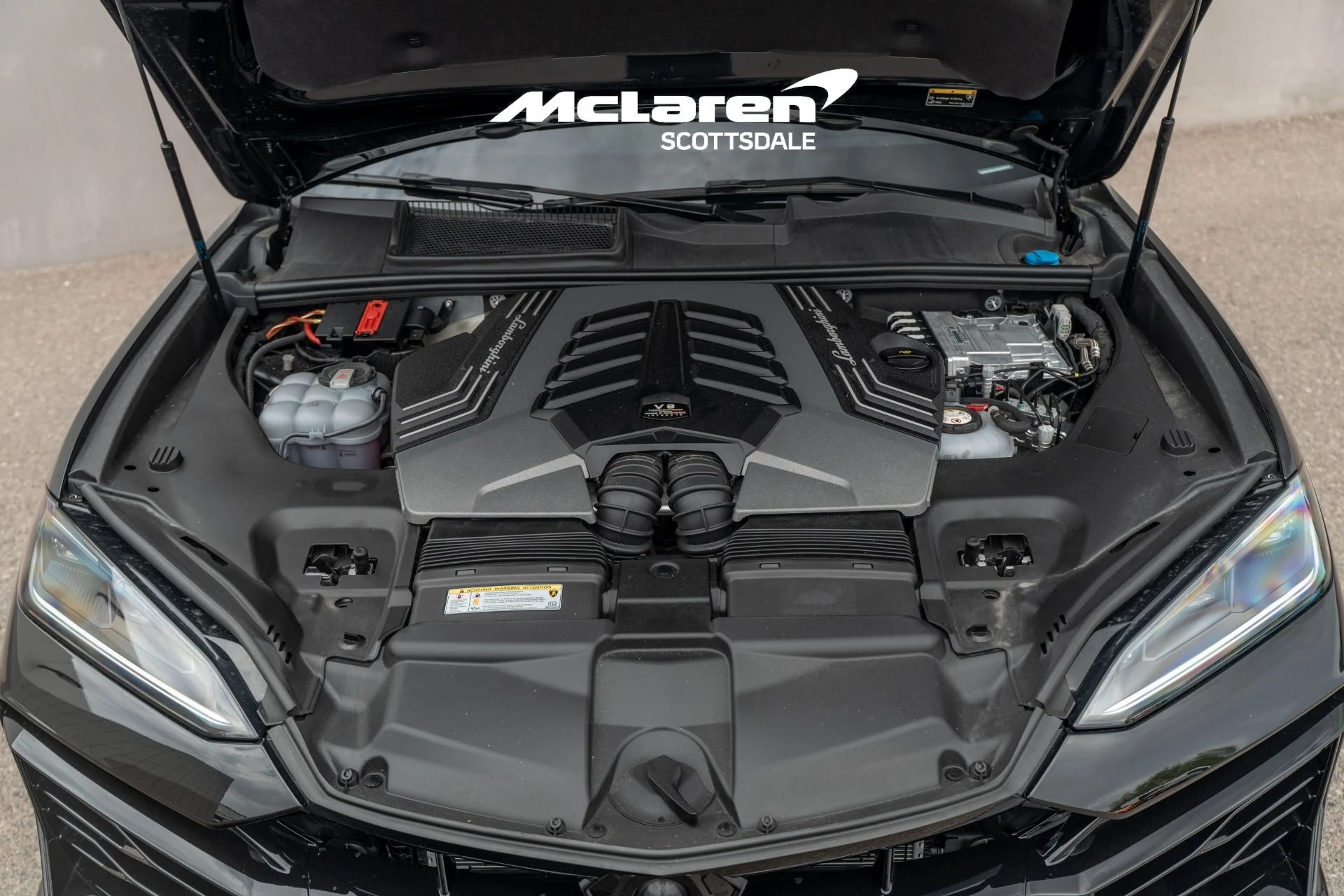mph010_4039430994_Used_2025_LAMBORGHINI_URUS_SE_1786123267_b73cafa484