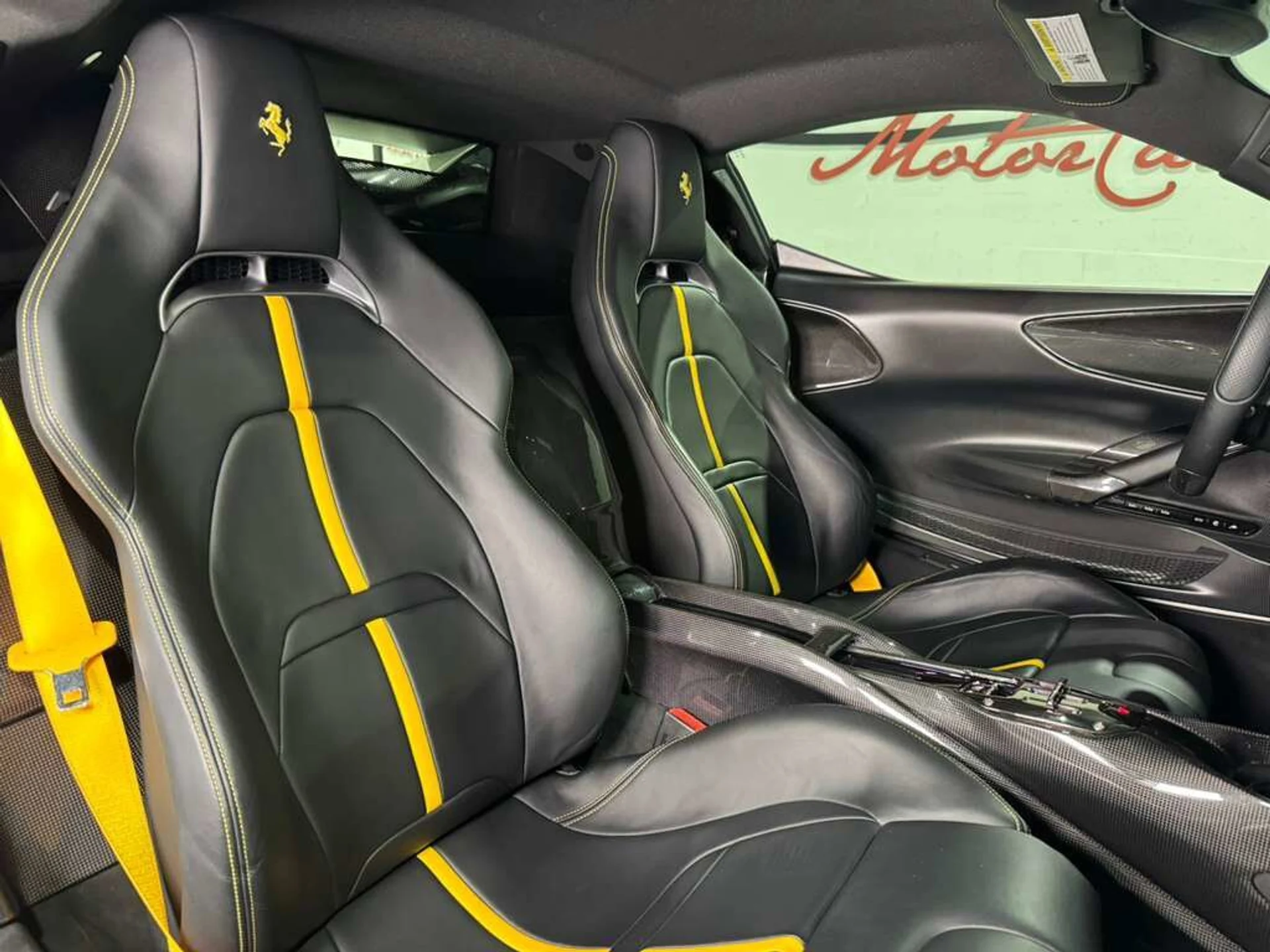 mph010_4040237796_de3fe75de85217c9ca6c68b290d6b70d_0782c5f32d