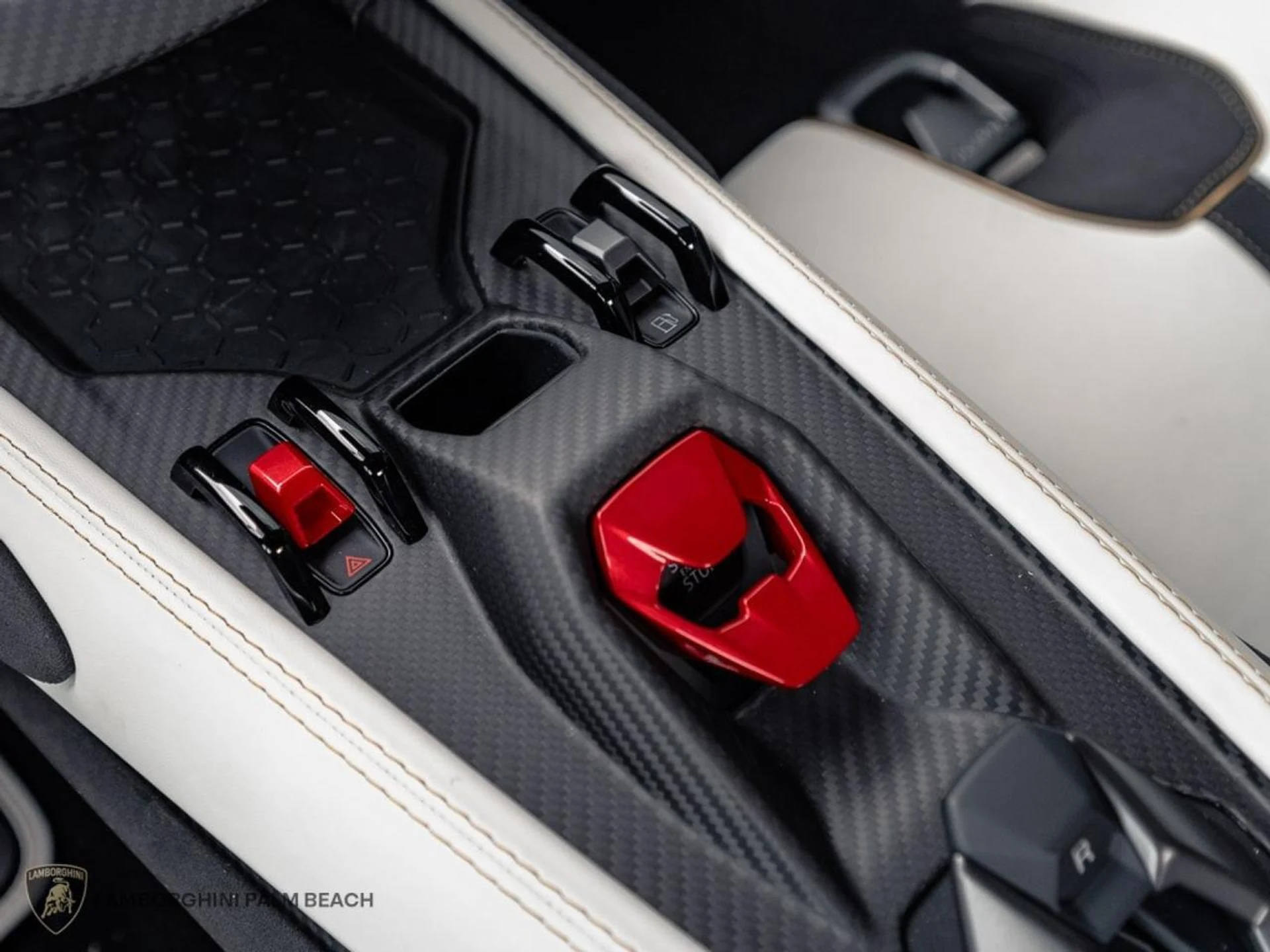 mph010_4042560838_f3b0721ccd2f9daabab15007890a6de1_ded93aee59