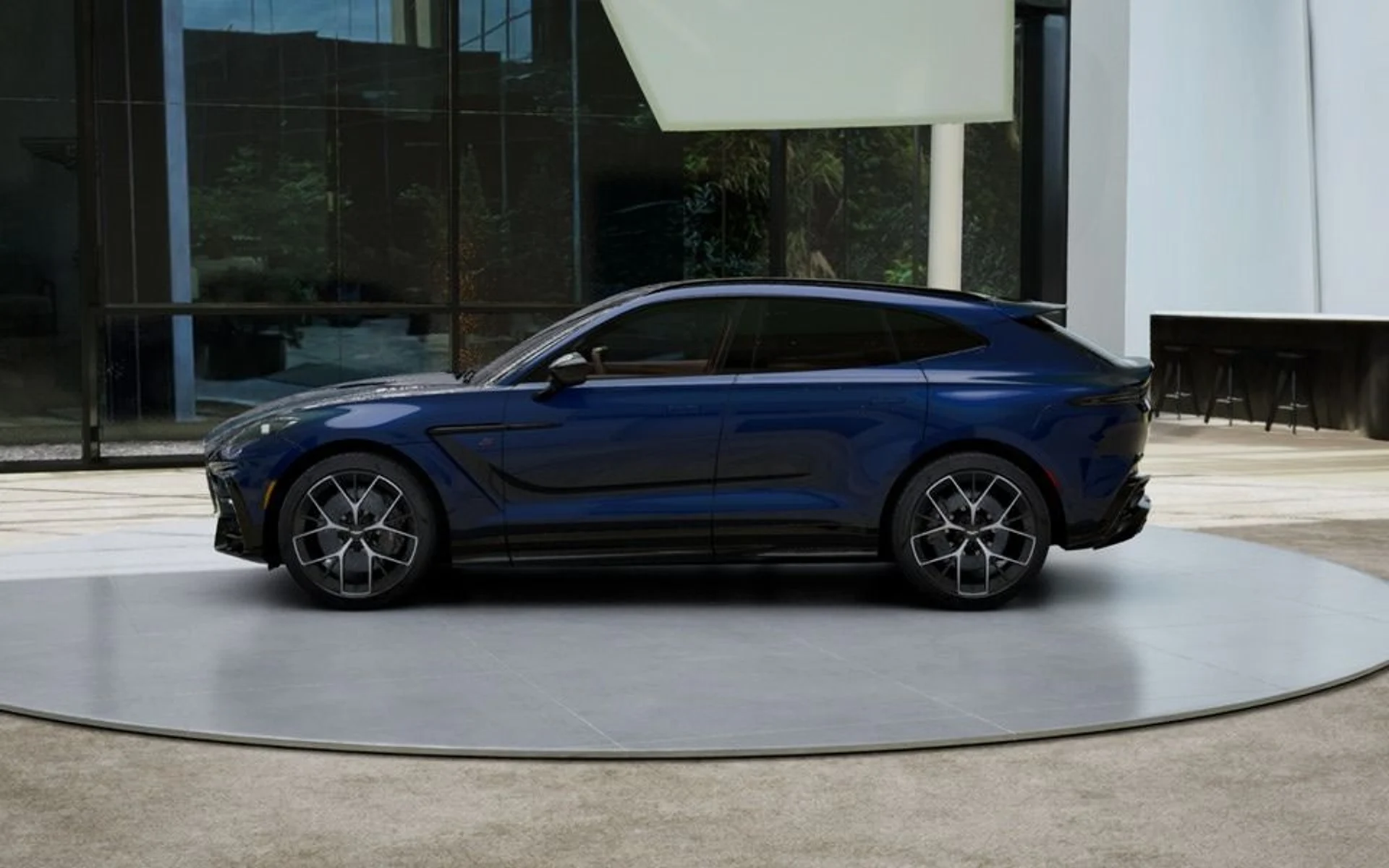 mph010_4046973002_New_2026_Aston_Martin_DBX_S_In_Transit_e80605acfe