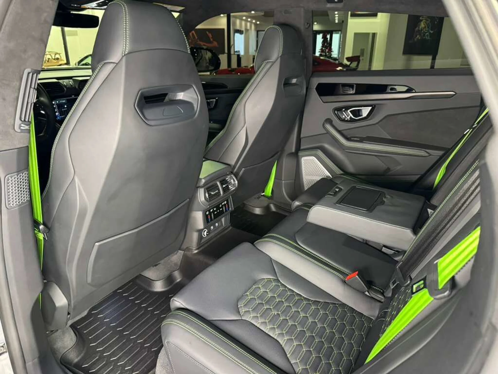 mph010_4061208565_84670b0d4dd67ad9afb2e86a67a45e31_843e895988