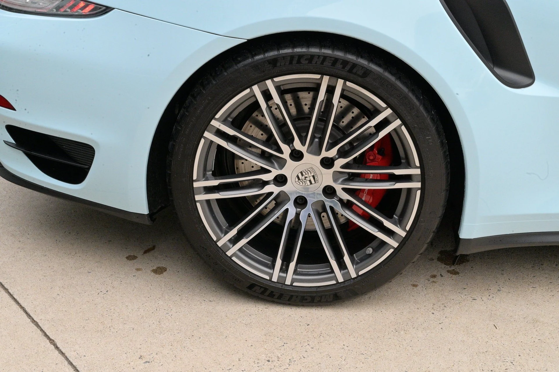 mph010_4064157800_8605cc3421da4195854deea02c843ebf_44a8da2089