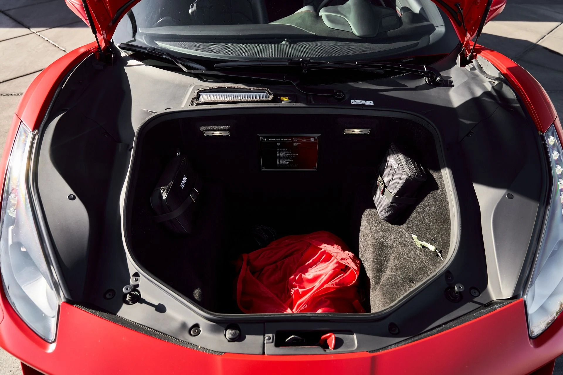 mph010_4065548730_Used_2019_Ferrari_488_Spider_Base_1766024897_c01b10fdcb