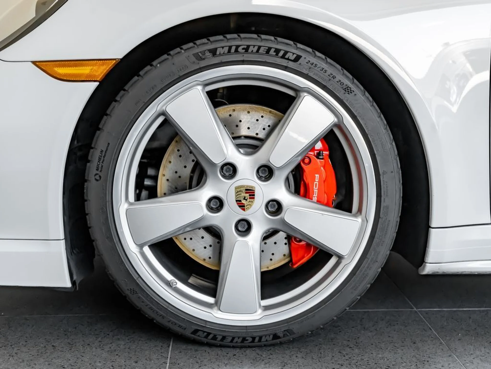 mph010_406685934_7797c4dc74c300d7fe5c99bf65c6cc33_fb7a1073cc