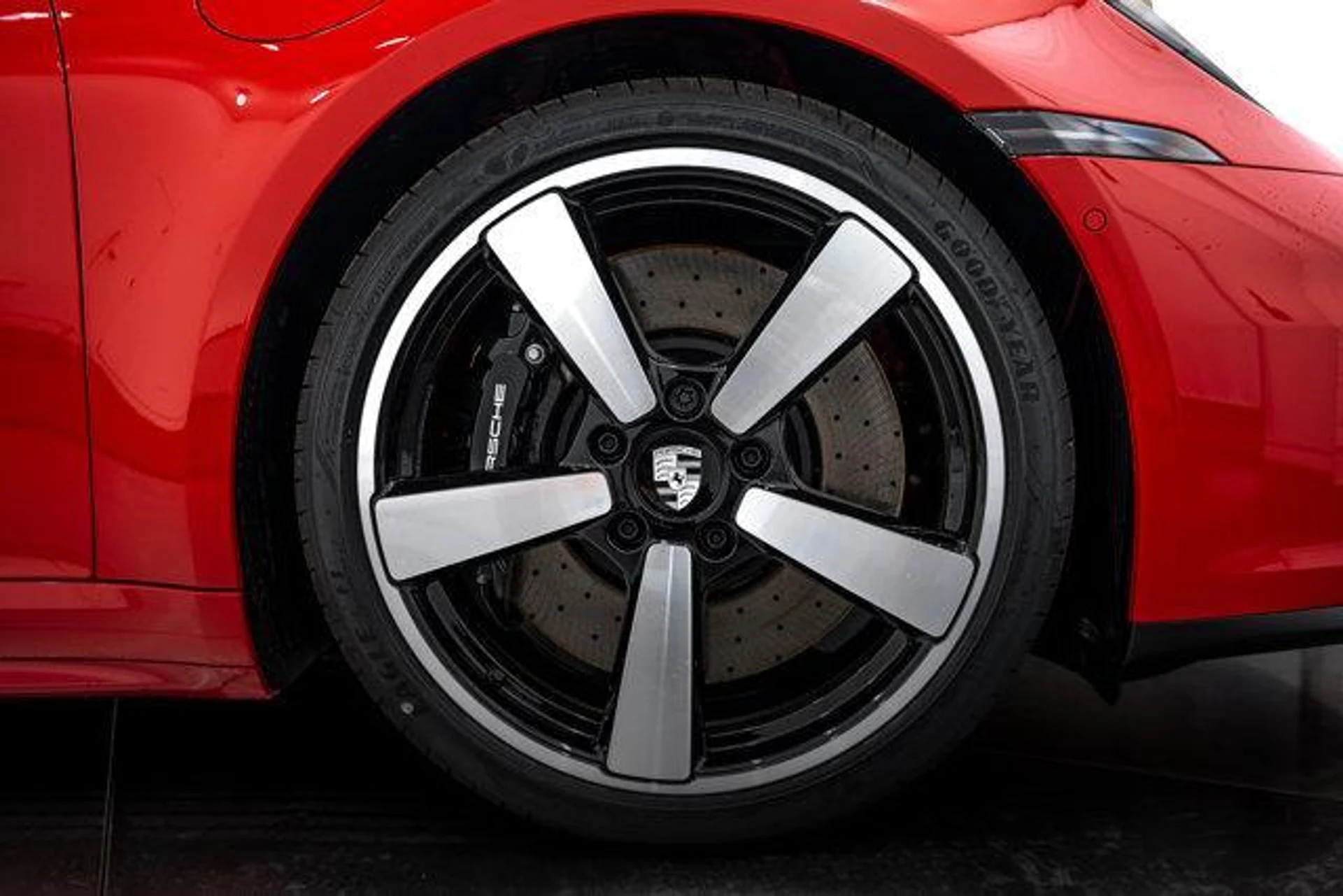 mph010_4073315342_es_Abehdf9_W48_W_Ur5_Gfwvw9_YENT_8_2dfac1c051