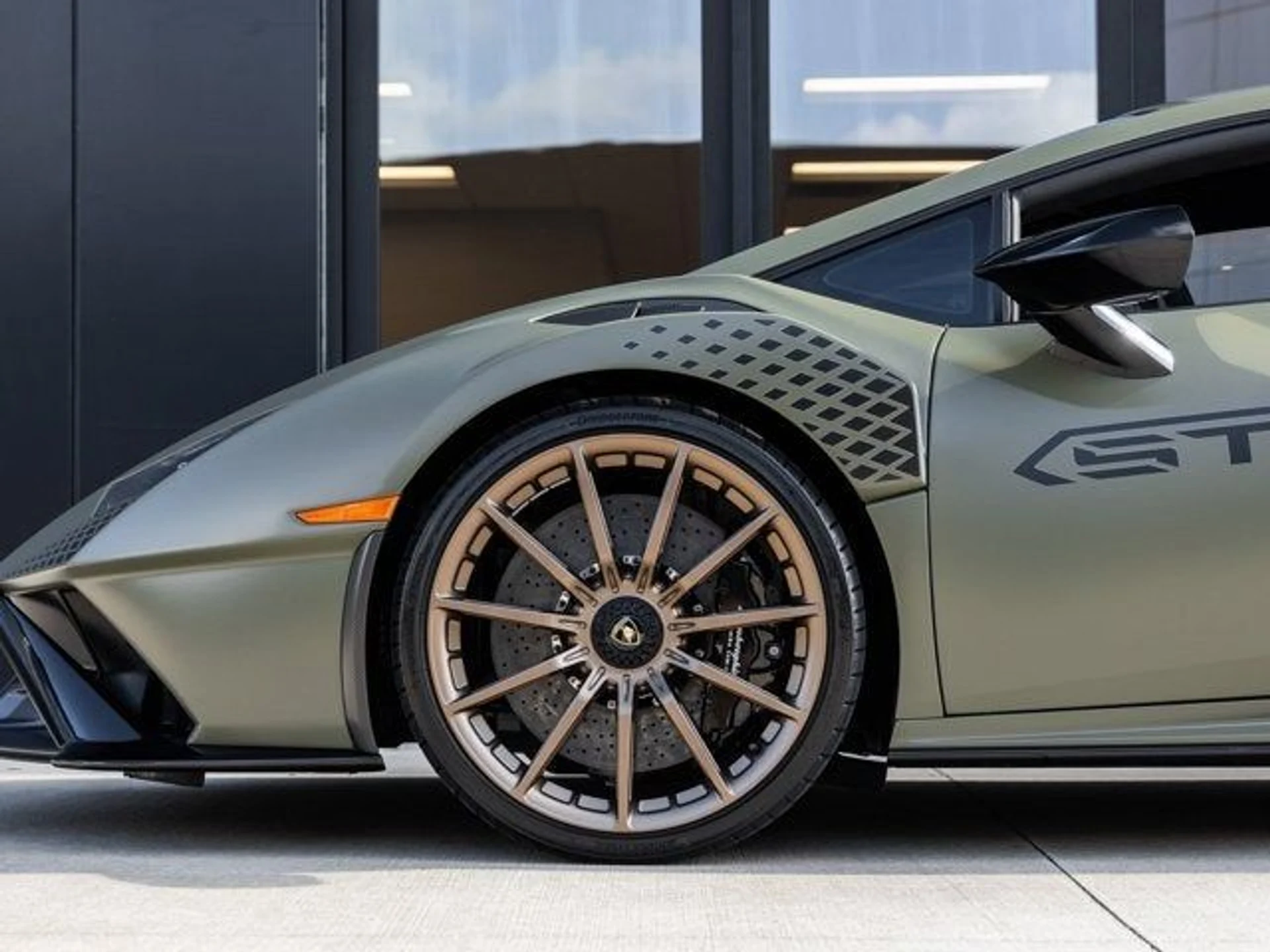 mph010_4074141189_11_d560efc547