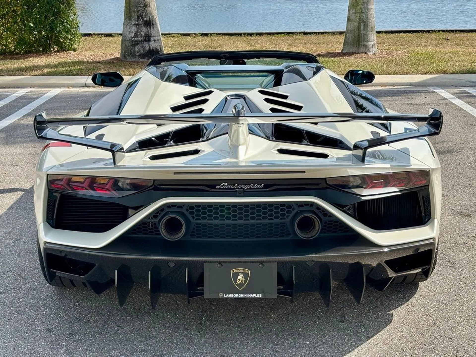 mph010_4079611940_758fa11e61108d6a9af99bfc231cea6a_fd5e95ae1c