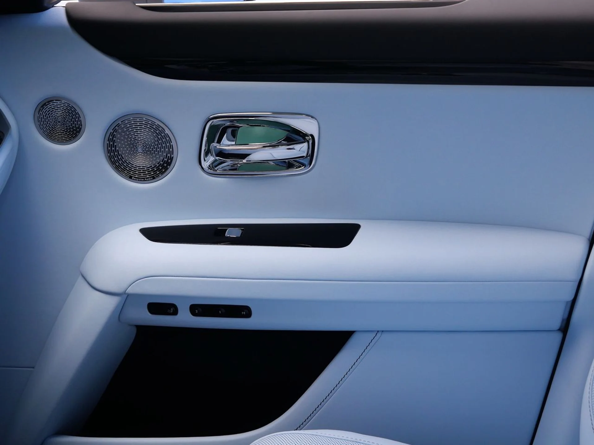 mph010_408006133_15f0cae74cfb3e4f77708befda360187x_203e6bda4f