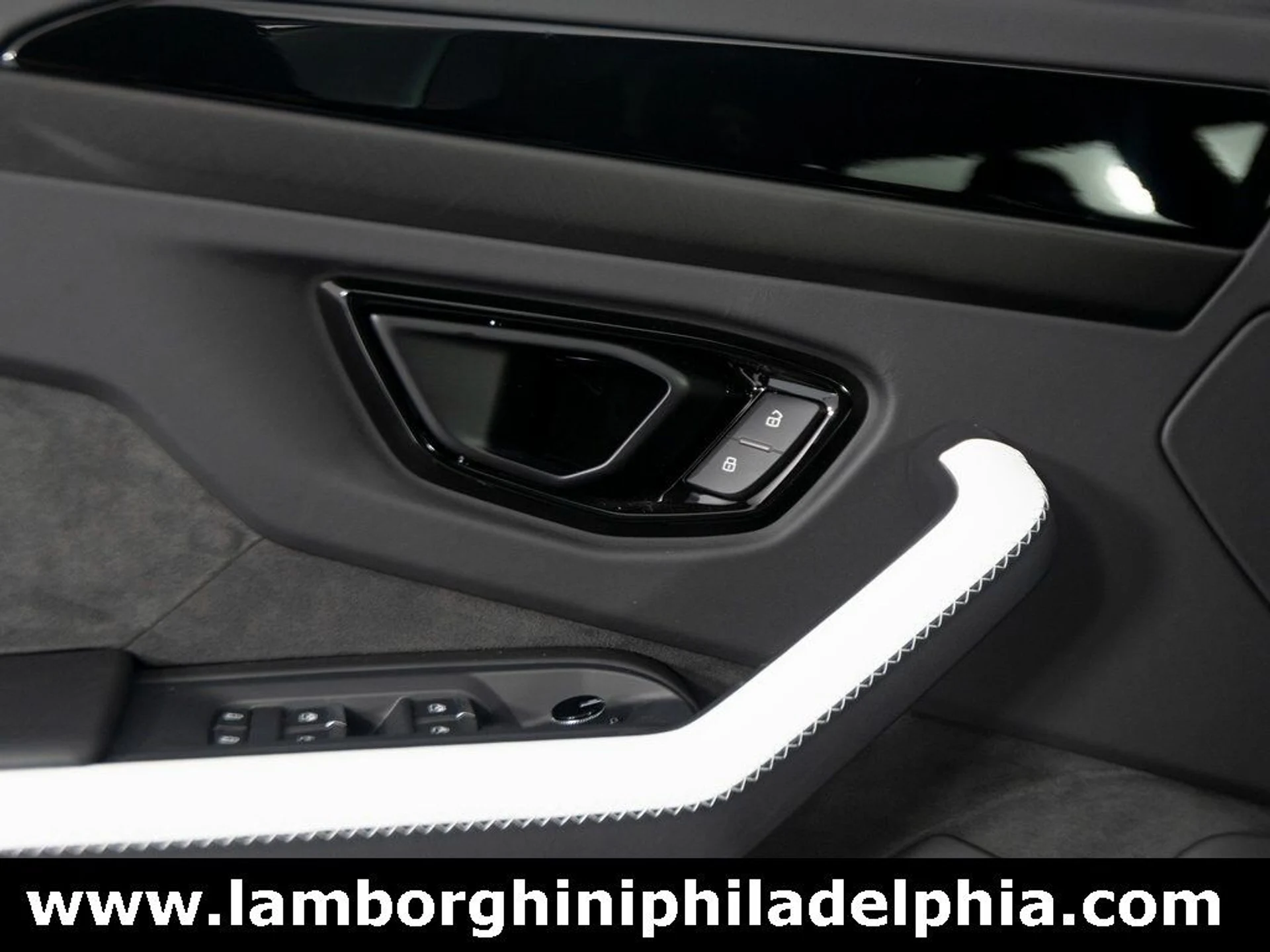 mph010_4082692056_325801fa54baa7227dac92d3729746e8x_0846460d1a