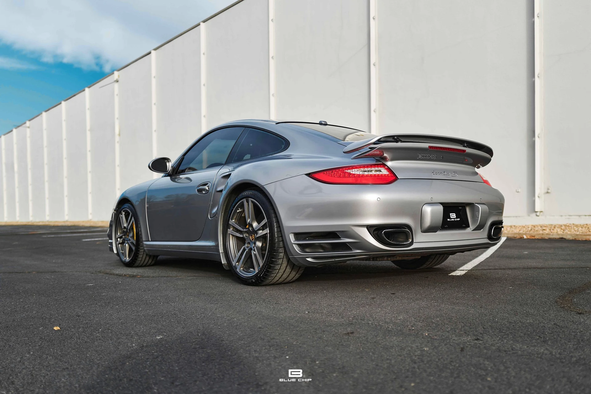 mph010_4084390602_699f2aebf405d4a57e69d41a_L1170947_d576fbb152