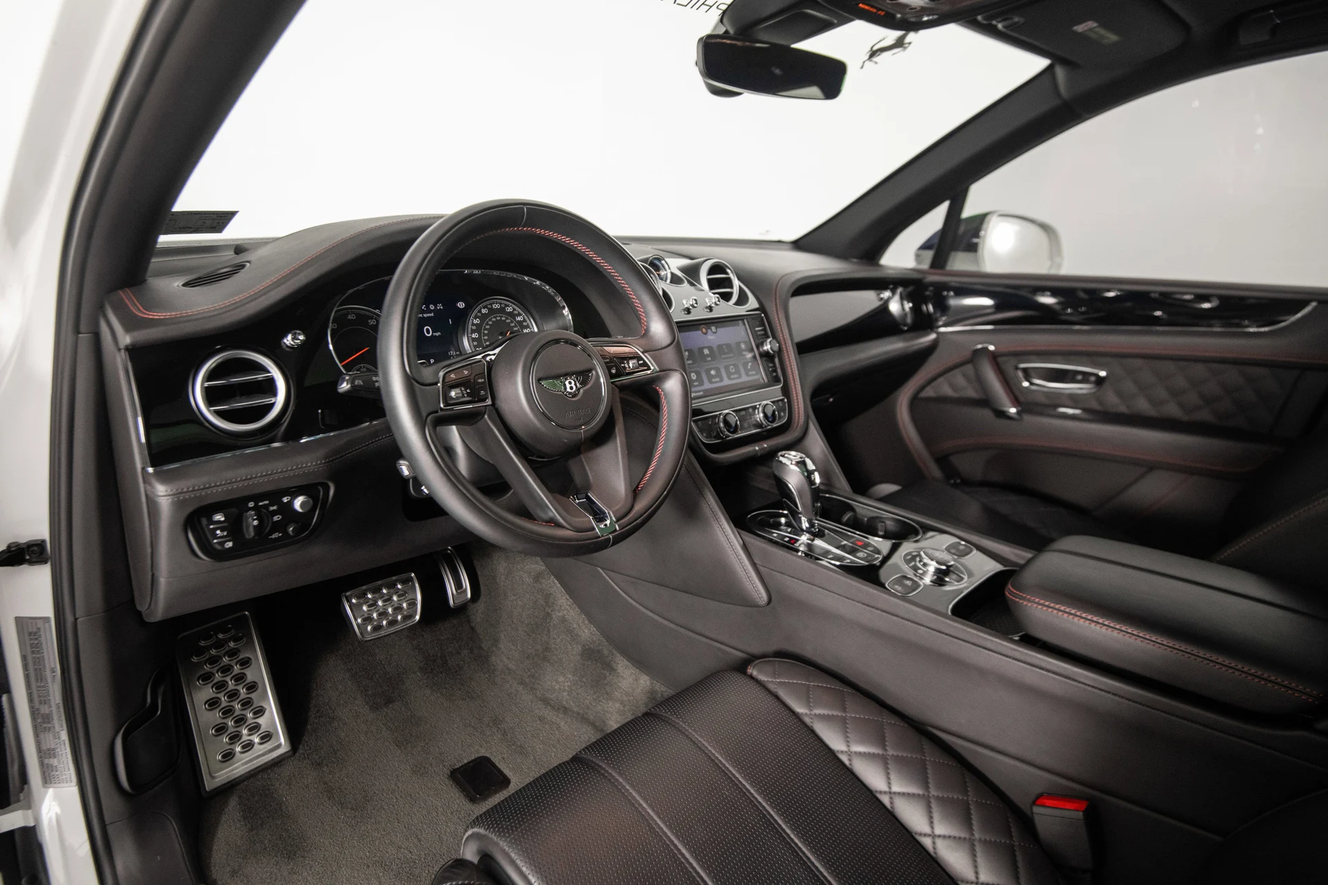 mph010_408618689_2411219c949f44fcb5cec3f783d073d0_40371e4a44