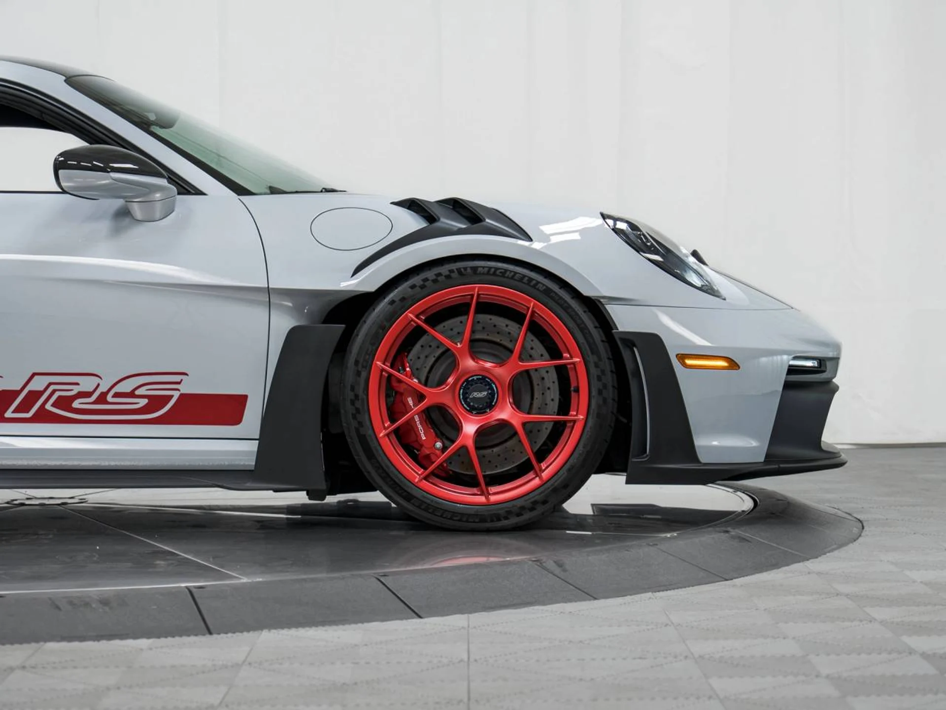 mph010_4091615269_1280_69147bd9d1