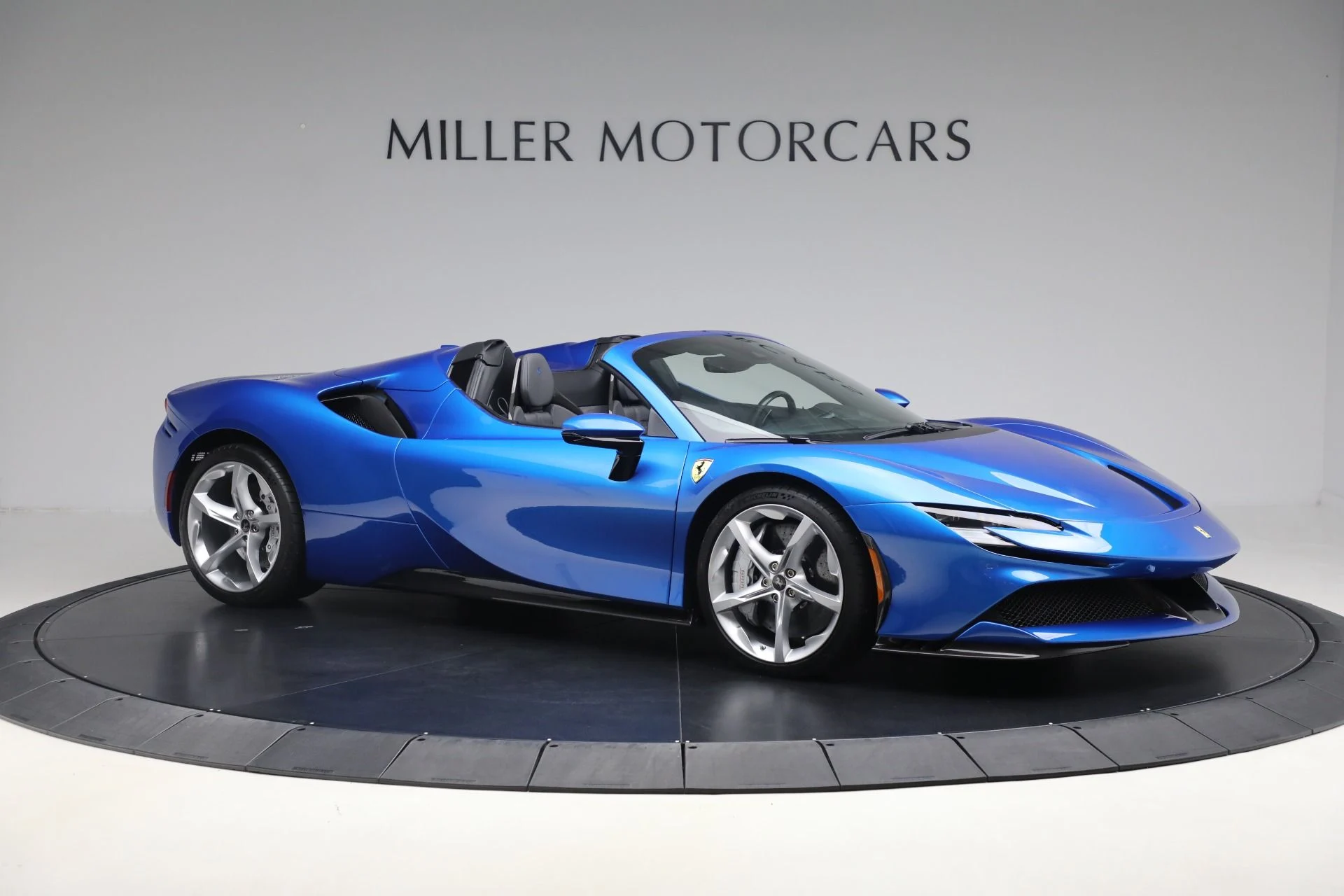 mph010_4092056514_Used_2024_Ferrari_SF_90_Spider_12cefd1852
