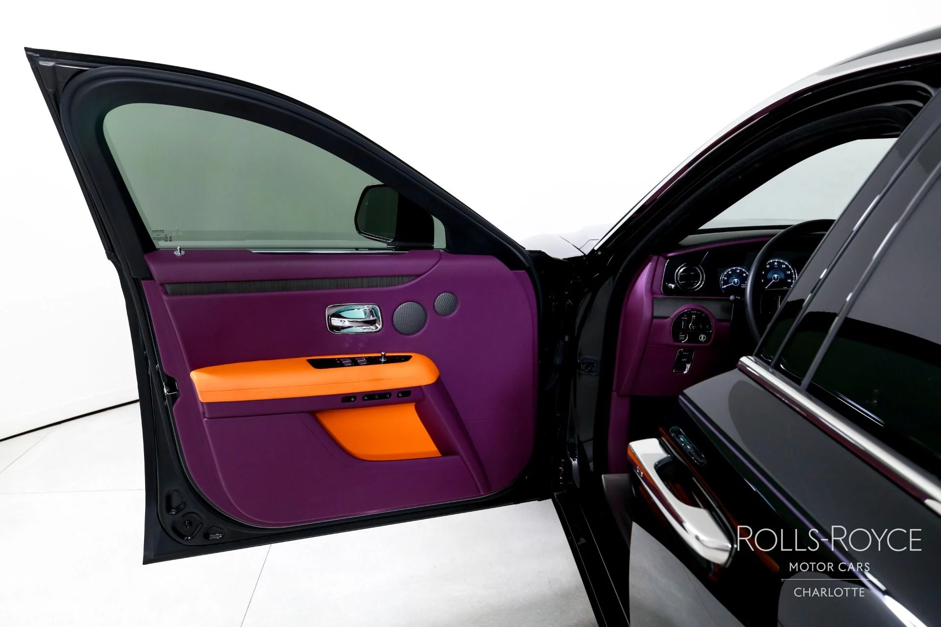 mph010_4092160598_Used_2022_Rolls_Royce_Ghost_1786637312_3764c1336a