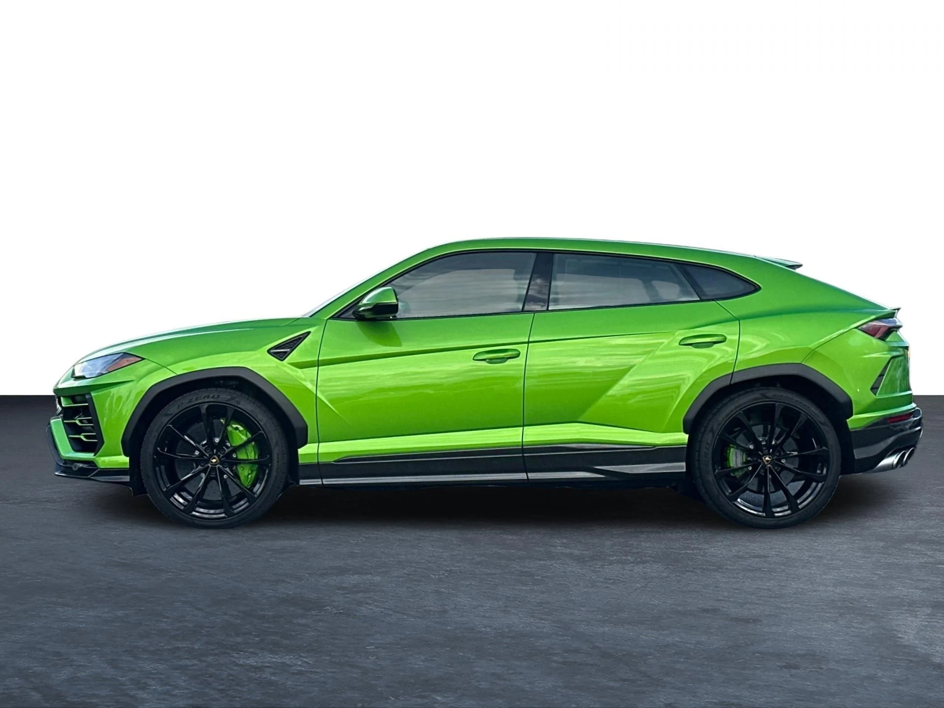 mph010_410544912_Used_2022_Lamborghini_Urus_1760538165_f4b9e321bf