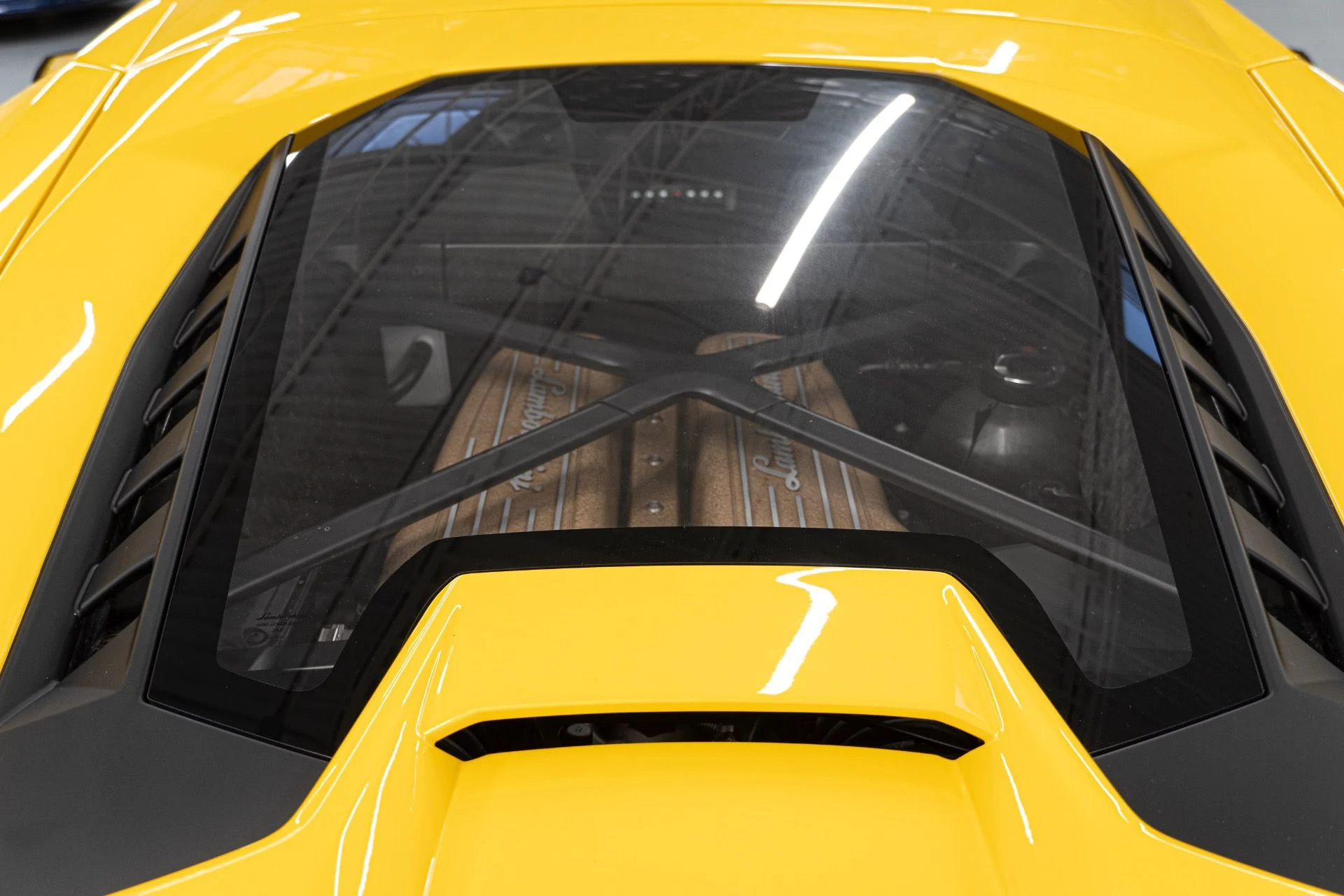 mph010_4110614590_Used_2019_Lamborghini_Huracan_LP_640_4_Performante_1764627885_d9cdd19cde