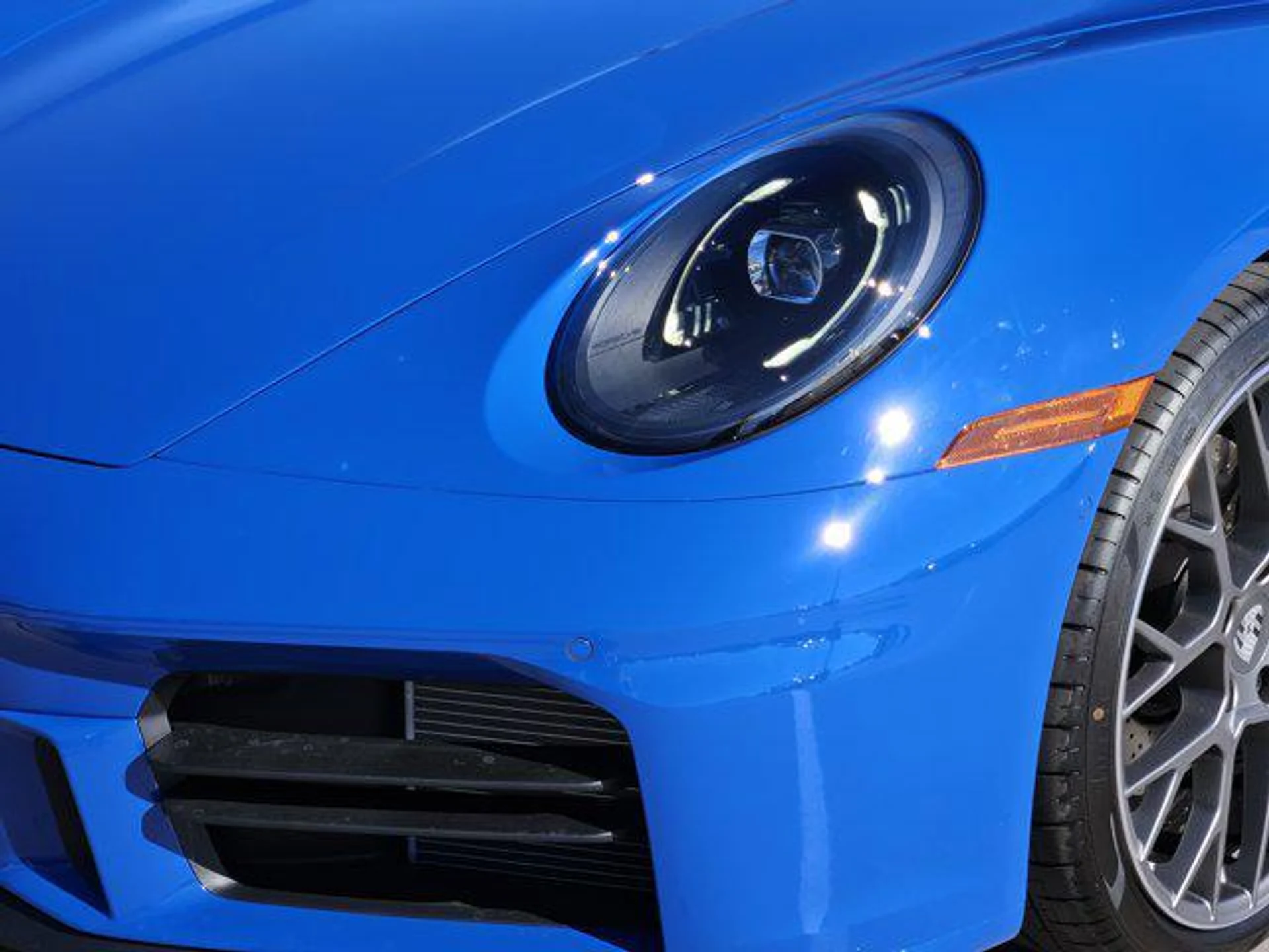 mph010_4117580845_xtp_1u4_X4t1n_Sw_R_Iq_DLH_6a_MT_Wk_M_9c5b97983f