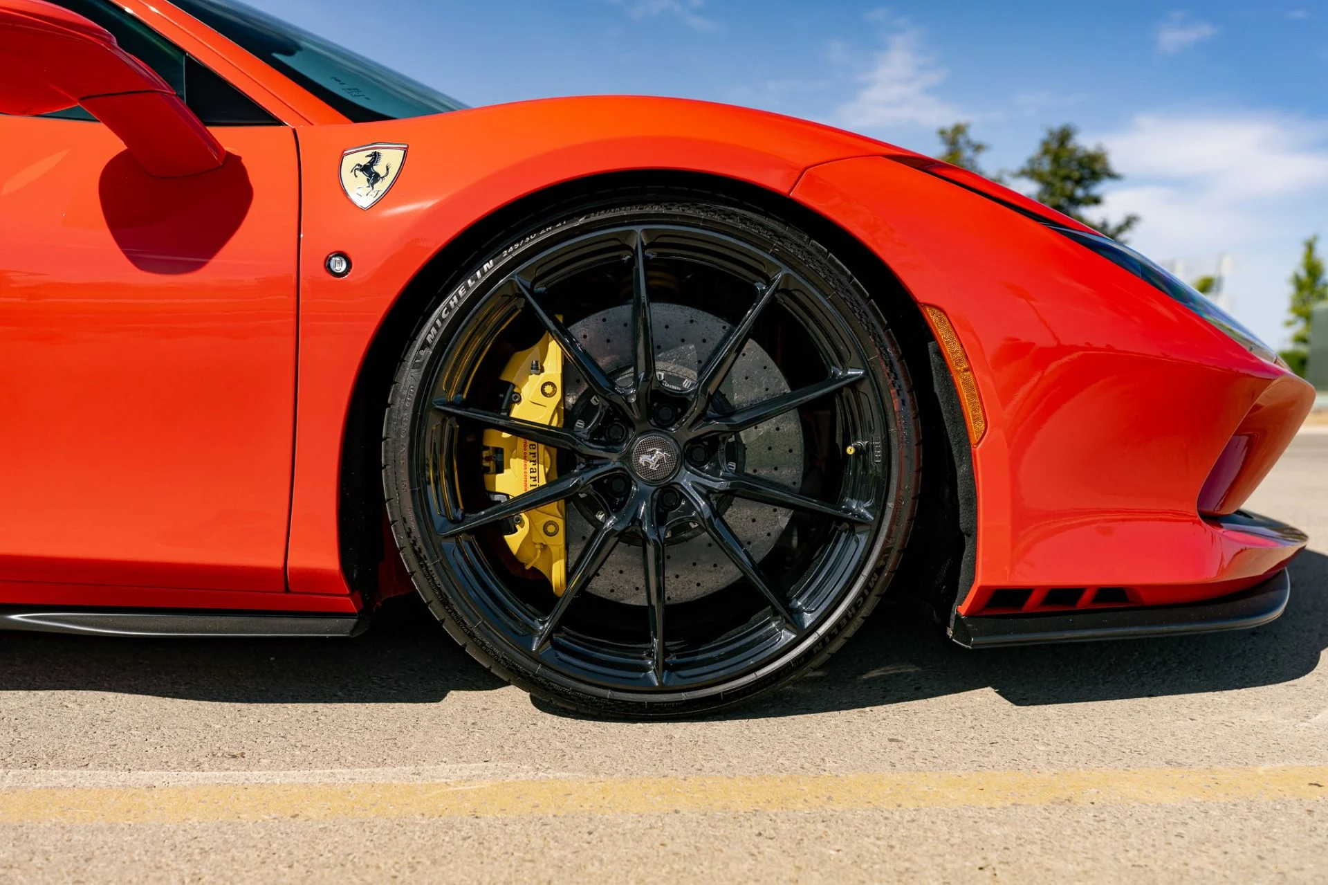 mph010_4120324450_Used_2020_Ferrari_F8_Tributo_1758670951_3e4756a172