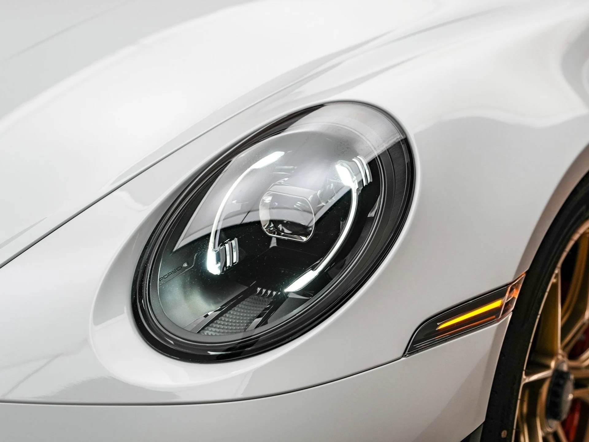 mph010_4121011521_cccacd1cafee78d2f9cfbe0c207d7097x_28d60586bc