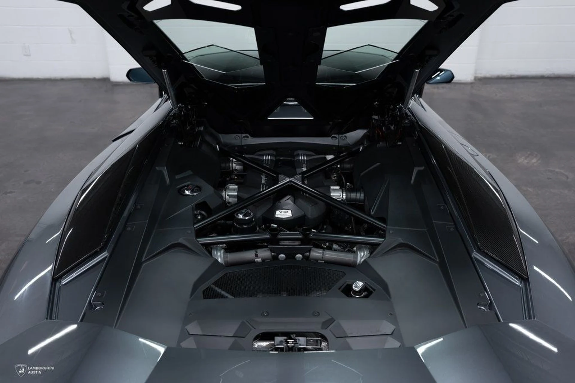 mph010_4124692656_43d711df7ddf8cd17cc1bcb19f56a42ex_e4a558bb72