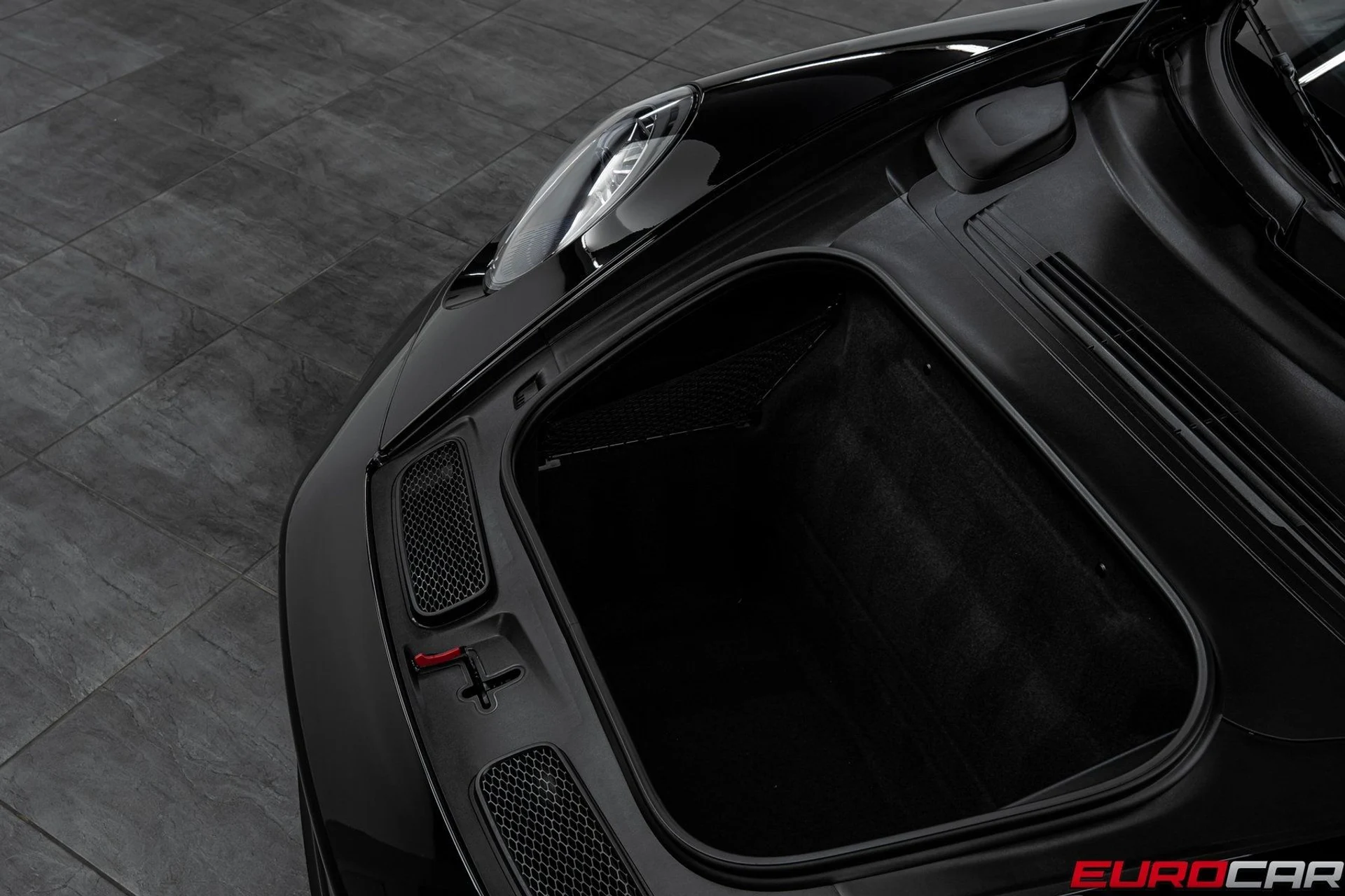 mph010_4125163507_image_11_3d474436b2