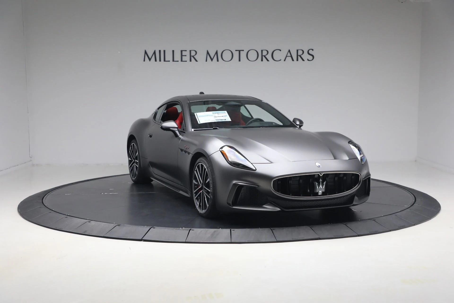 mph010_4130539886_New_2026_Maserati_Gran_Turismo_Trofeo_1781101055_cb2d8af71f