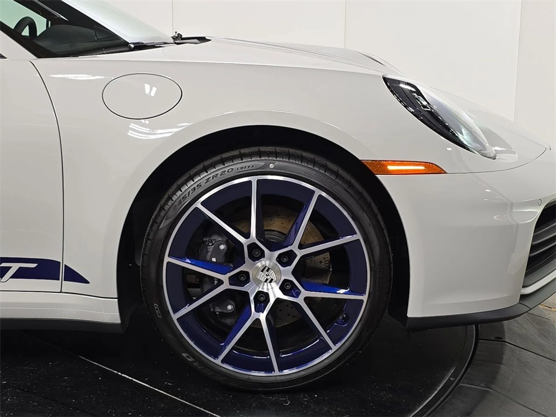 mph010_4133253008_be10c68675bb9b1f7b03274f064b118c_ba2134c68a