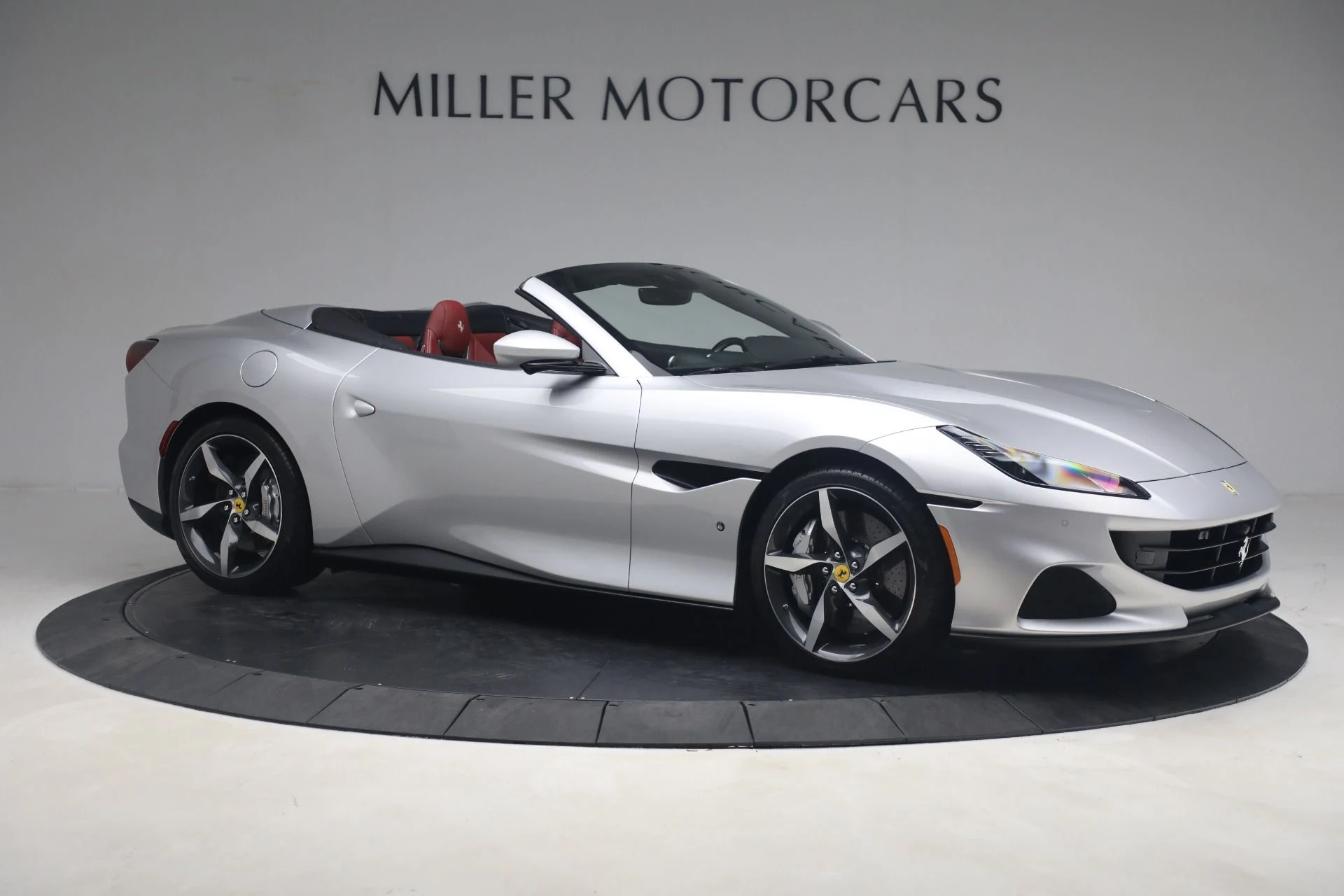 mph010_4148089793_Used_2022_Ferrari_Portofino_M_1761750007_5ca02a19ce
