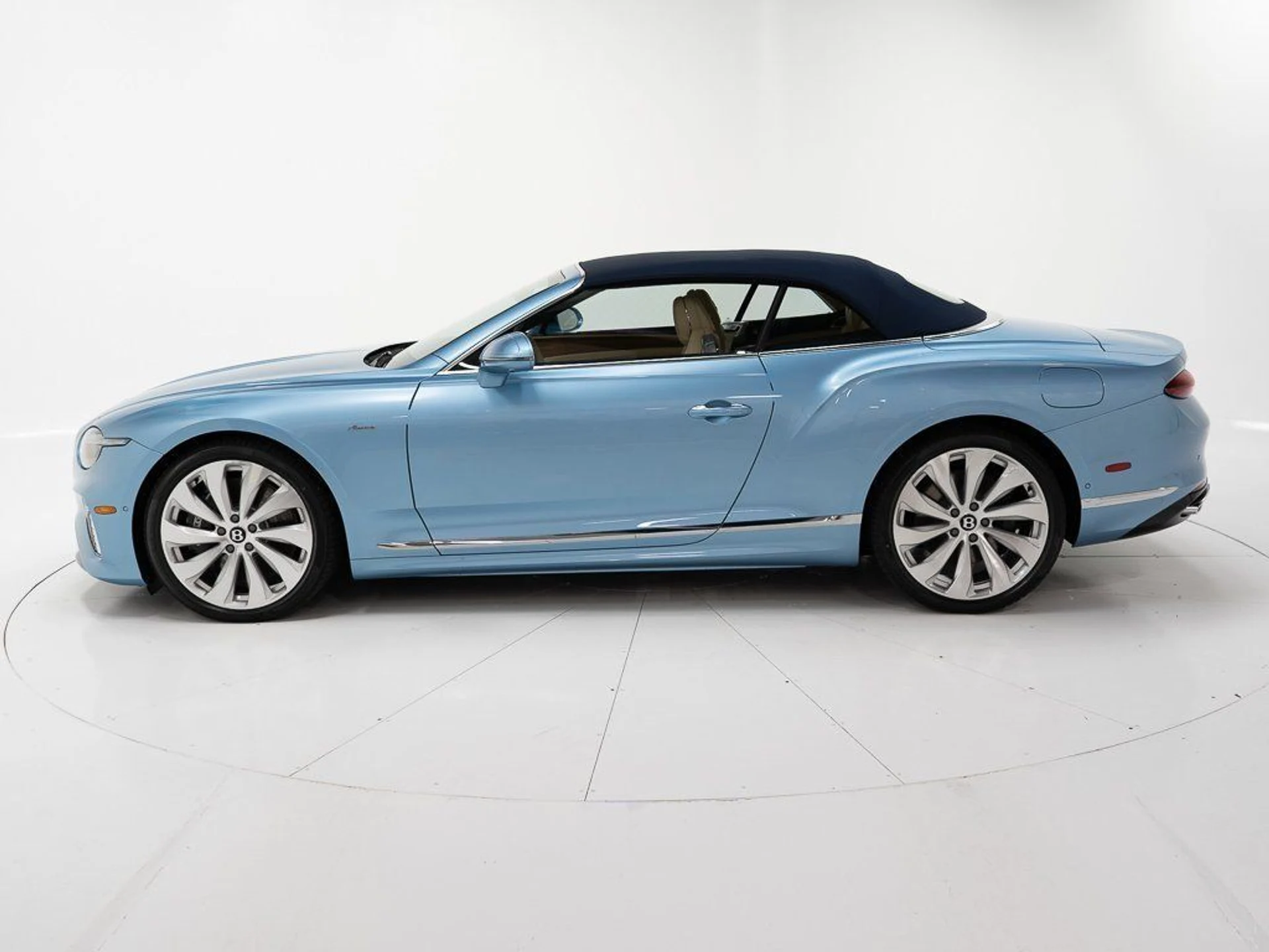 mph010_415046240_d142ba3aa1e20f75b1b52ad673a7b07c_14de79b9f6